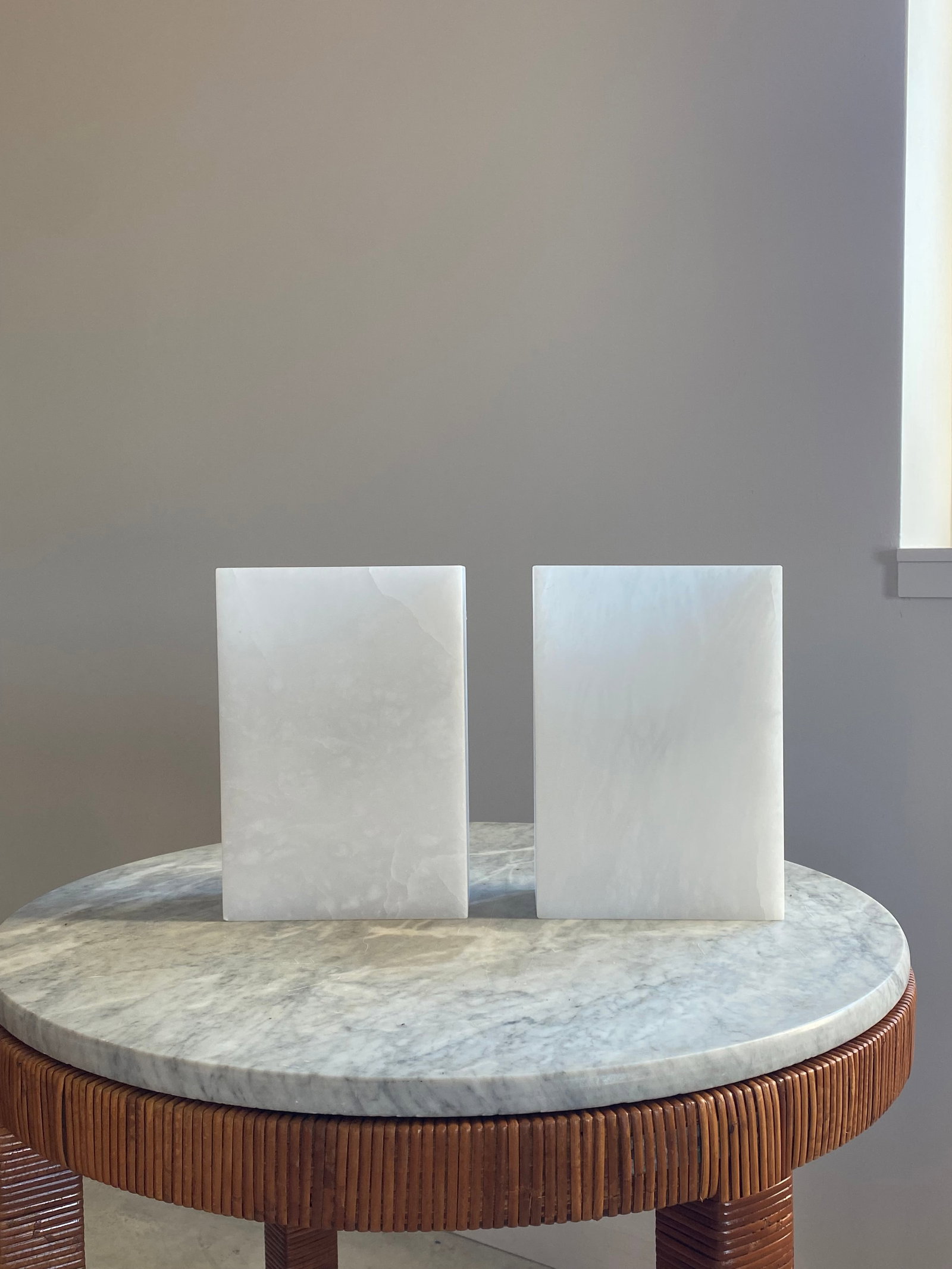 Alabaster Minimalist Sconces, a Pair (Spain), Rectangular Stone - 2