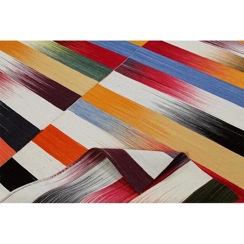 Handwoven Scandinavian Style Persian Kilim Area Rug 5'0'' X 6'5'' - 3