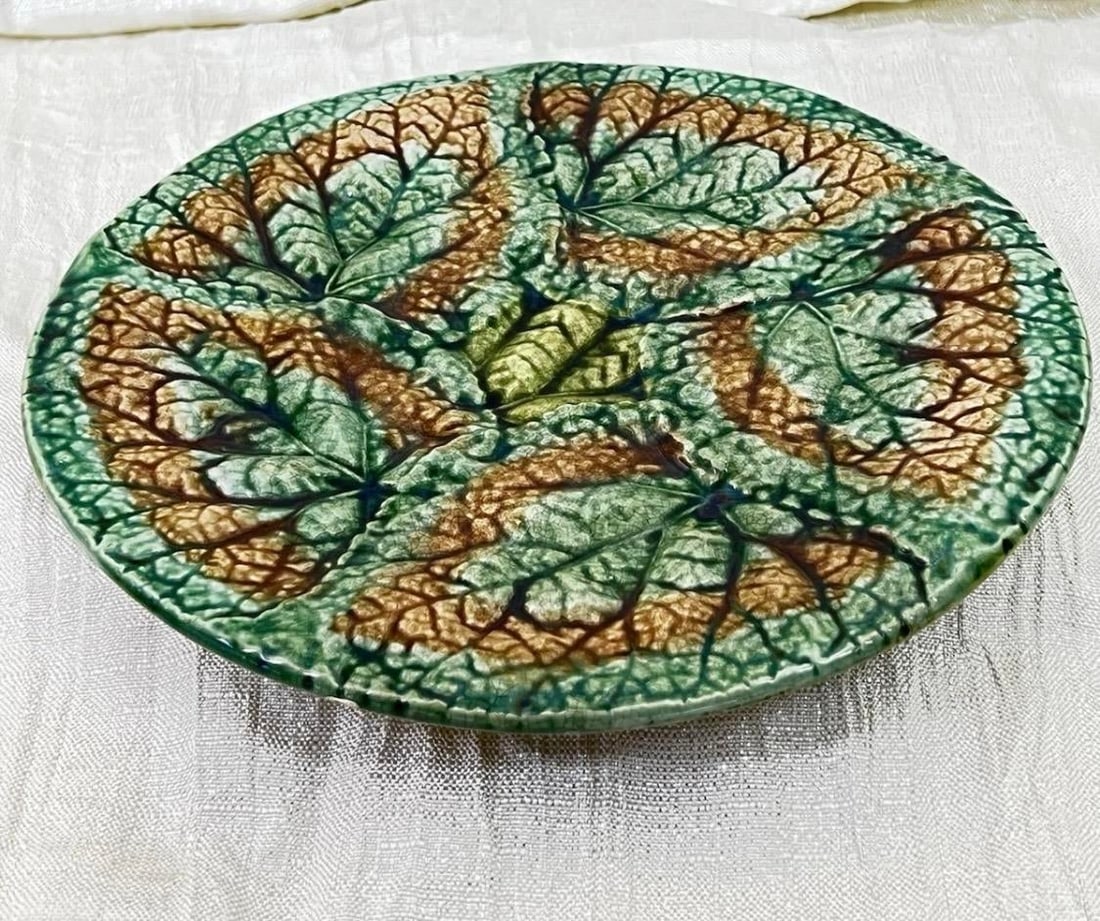 Antique 1879 Griffen Smith Hill Begonia Majolica Plates - Etruscan Pottery Pair - 7