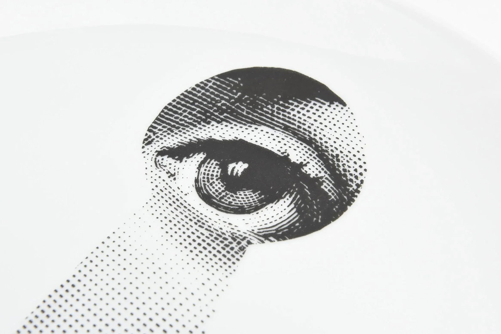 Vintage Piero Fornasetti Display Plate, Barney's New York Collection - 4