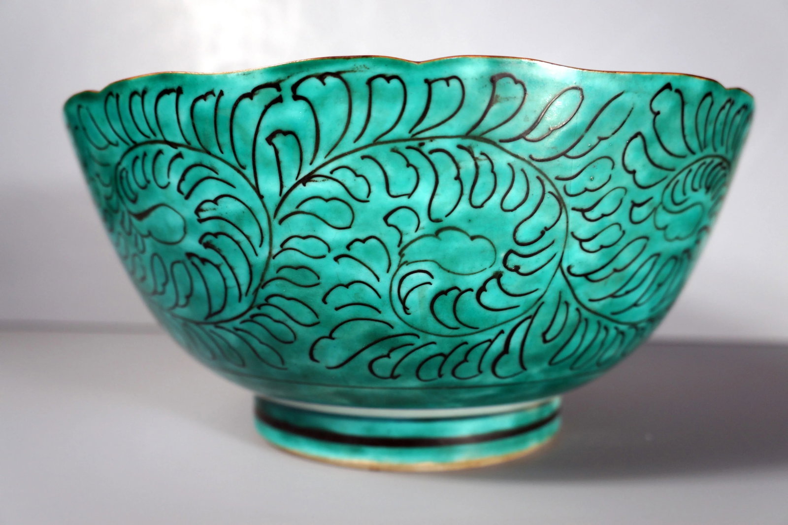 Antique Kutani Bowl in Floral Design - 3