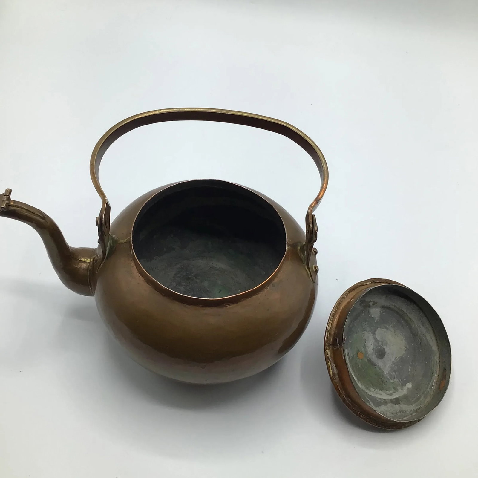 Hand Hammered 1880's Copper Tea Pot - 11