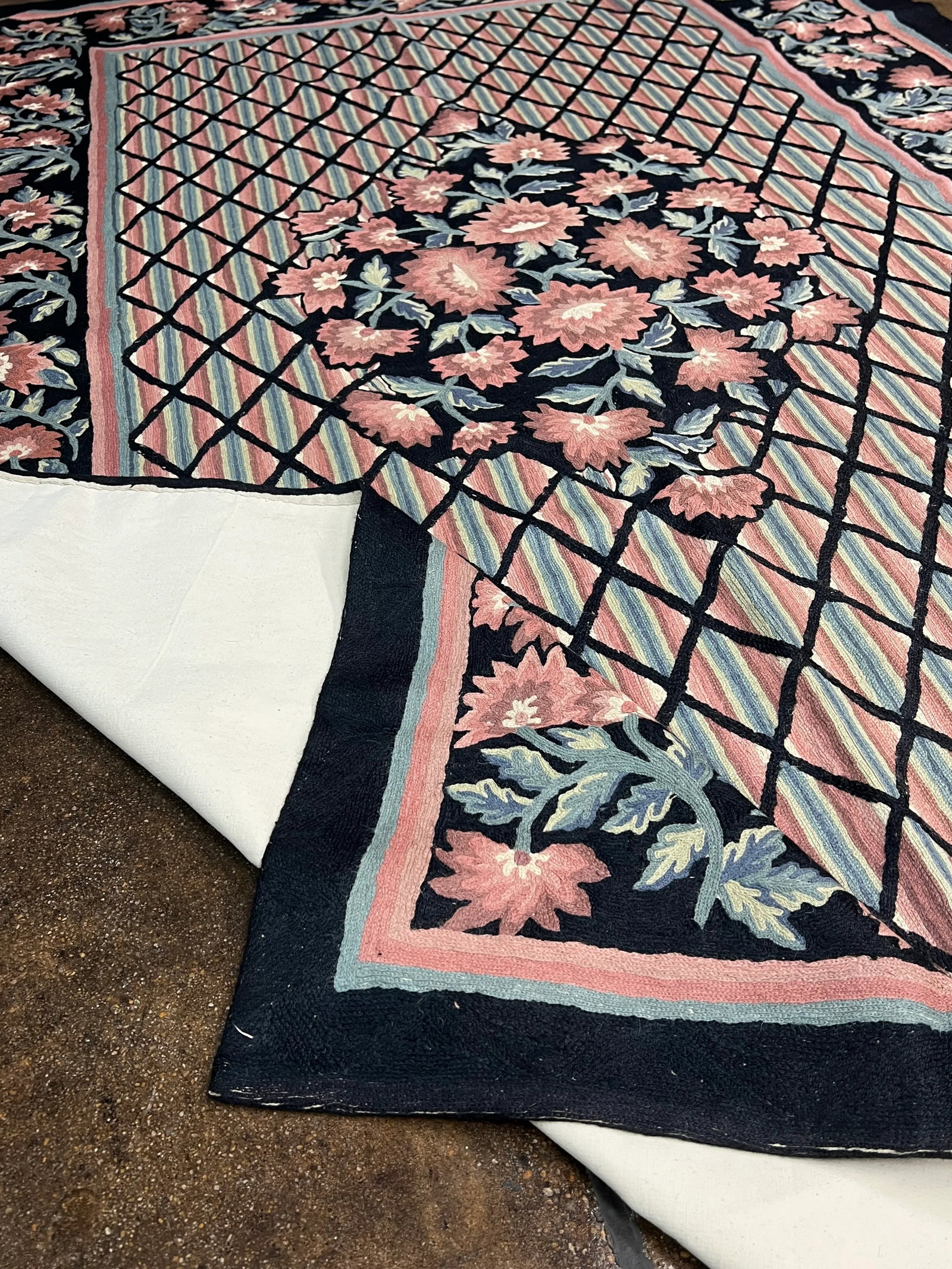 Handwoven Chainstitch Style Rug 5'6" X 8'6" - 8