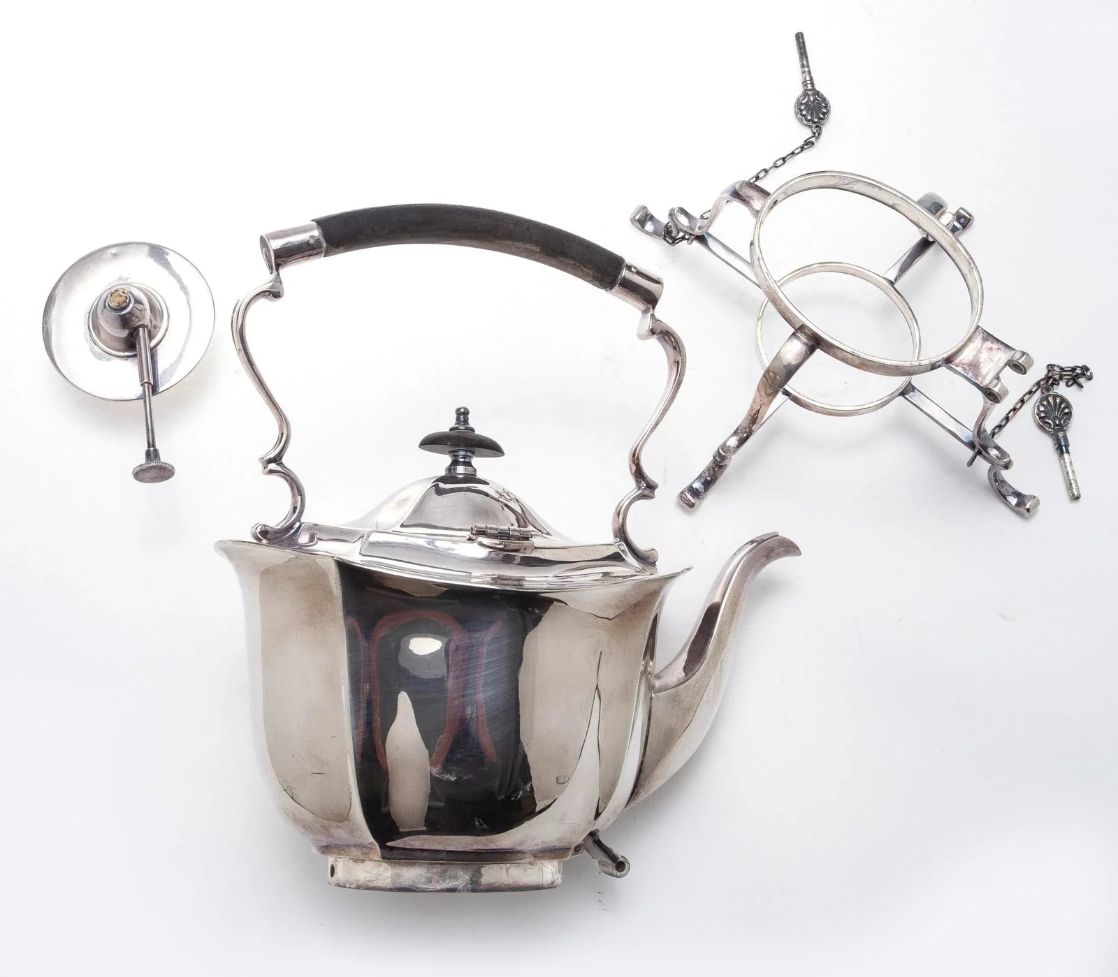 Early 20th Century Silverplate Sheffield English Tea Pot & Warmer - 9
