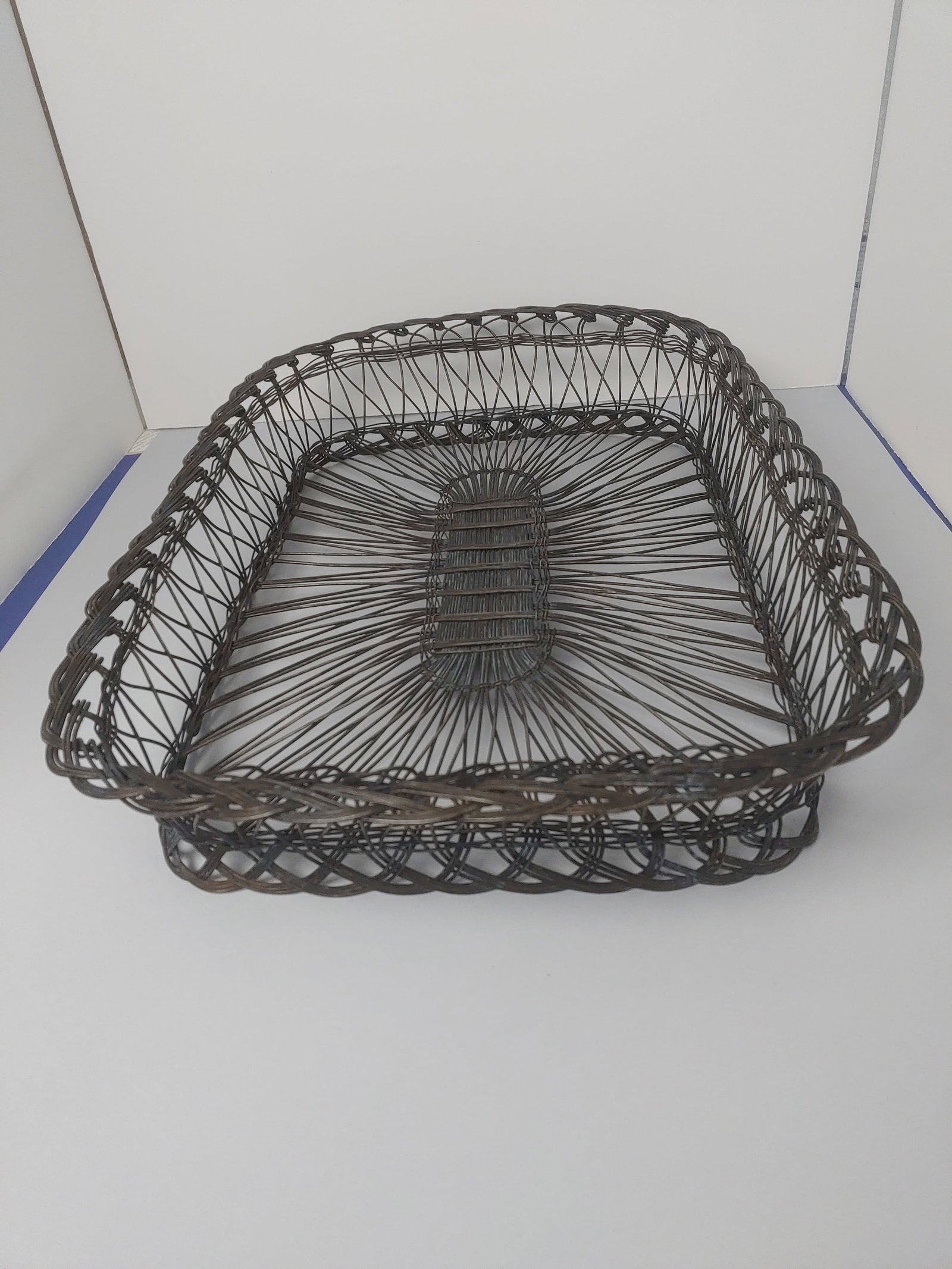Vintage Rectangular Wire Basket - 2
