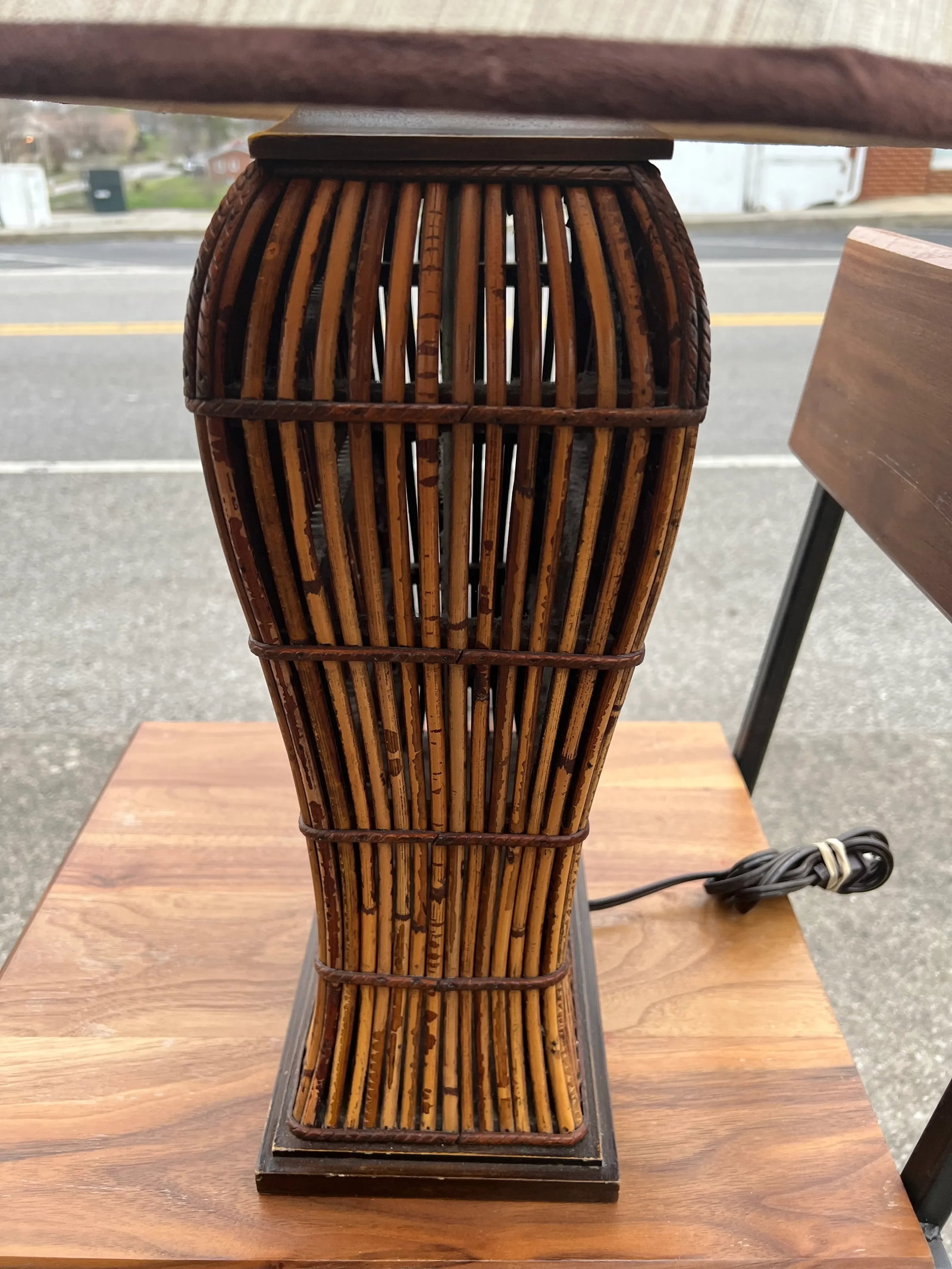 1980s Rattan Lamp on Wood Base - 3