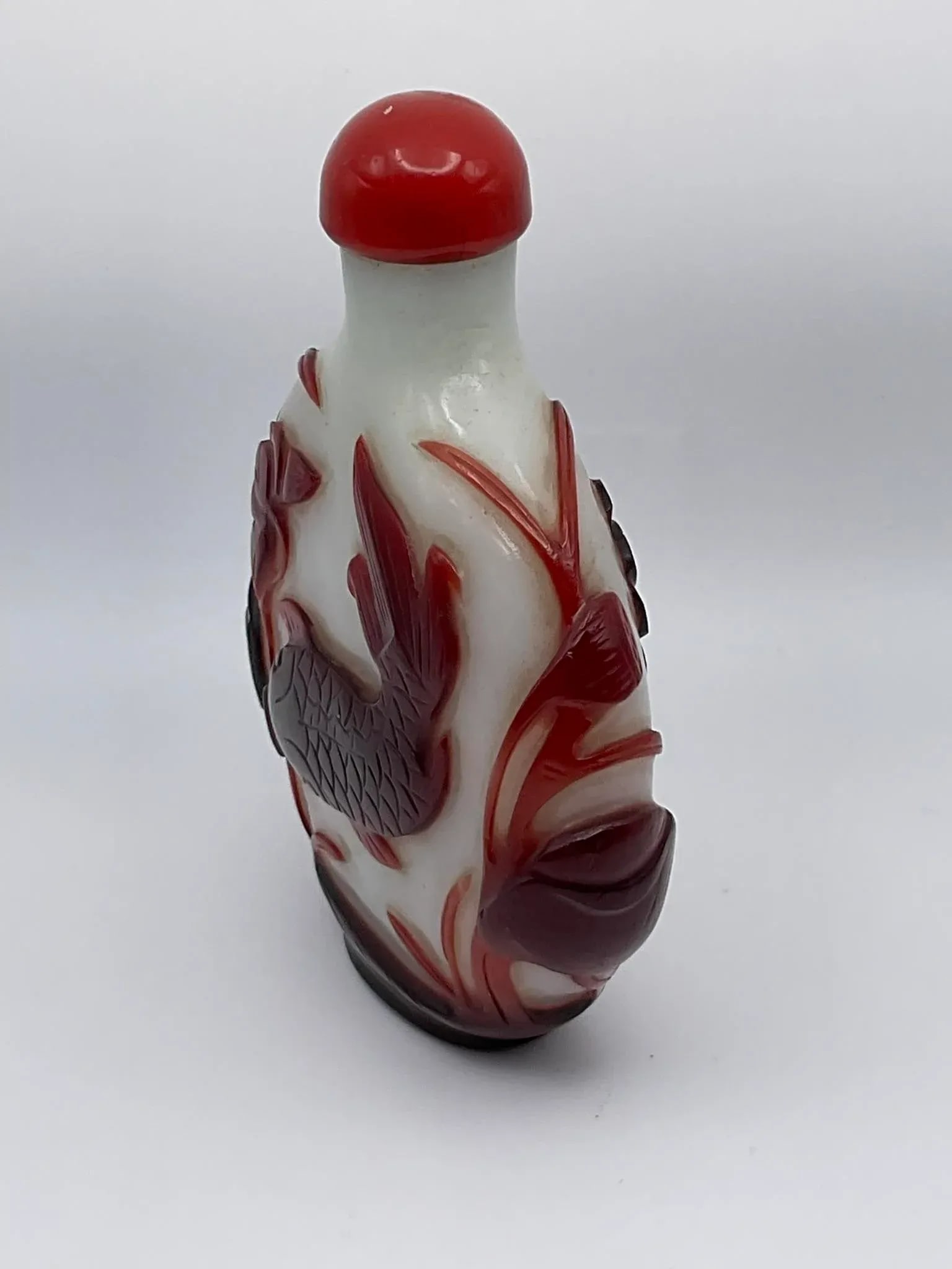 Early 20th Century Oversize Large Opaline Glass Snuff Bottle With Red Overlay of Fish Design - 3