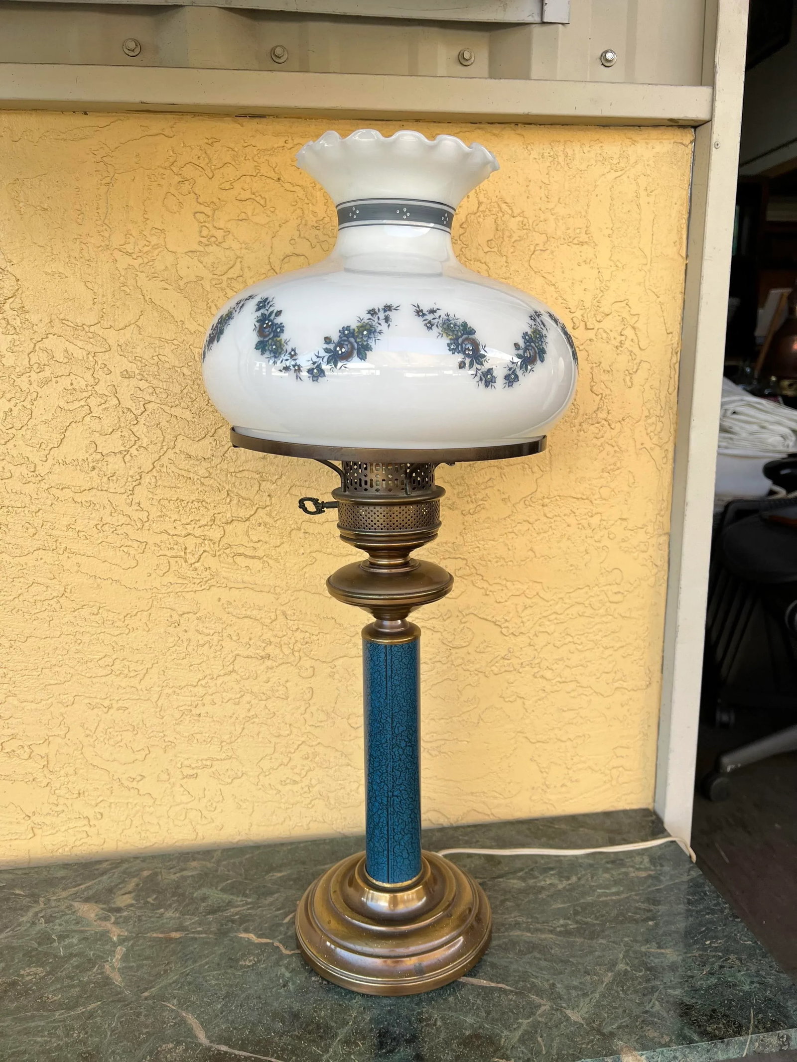 Mid 20th Century Glass Shade Lamp - 2