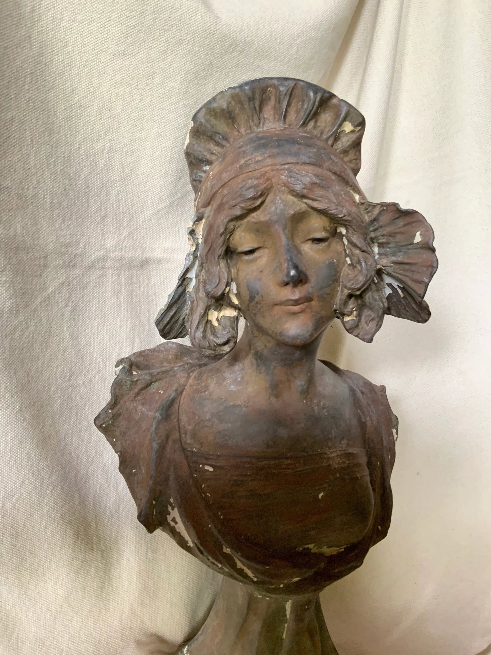 Antique French Art Nouveau Cast Iron Bust of a "Coquette" After Pablo Rigual - 3