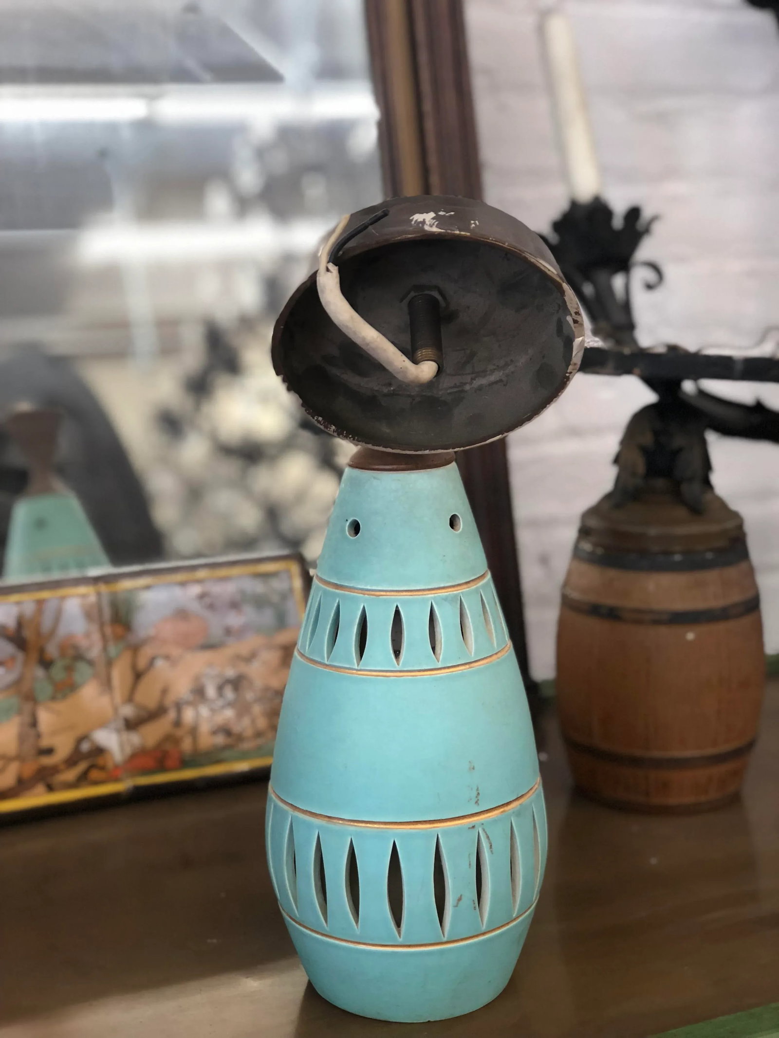 Retro Mid-Century Ceramic Pendant Light - 3