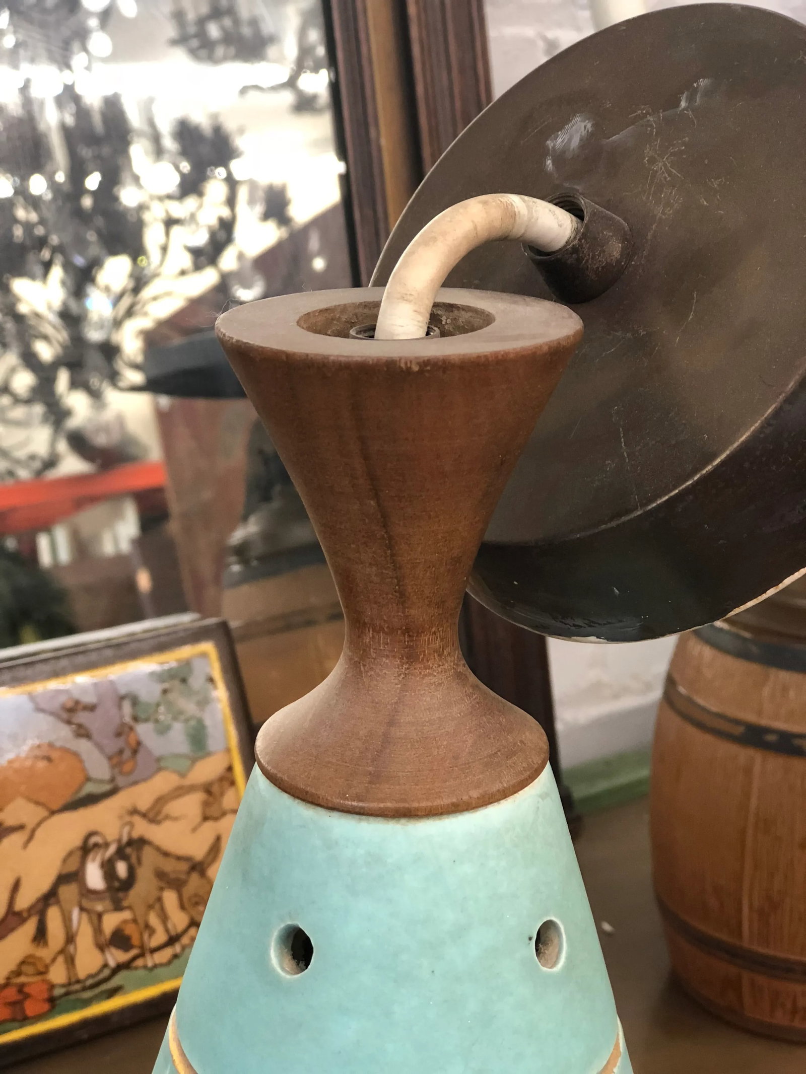 Retro Mid-Century Ceramic Pendant Light - 5