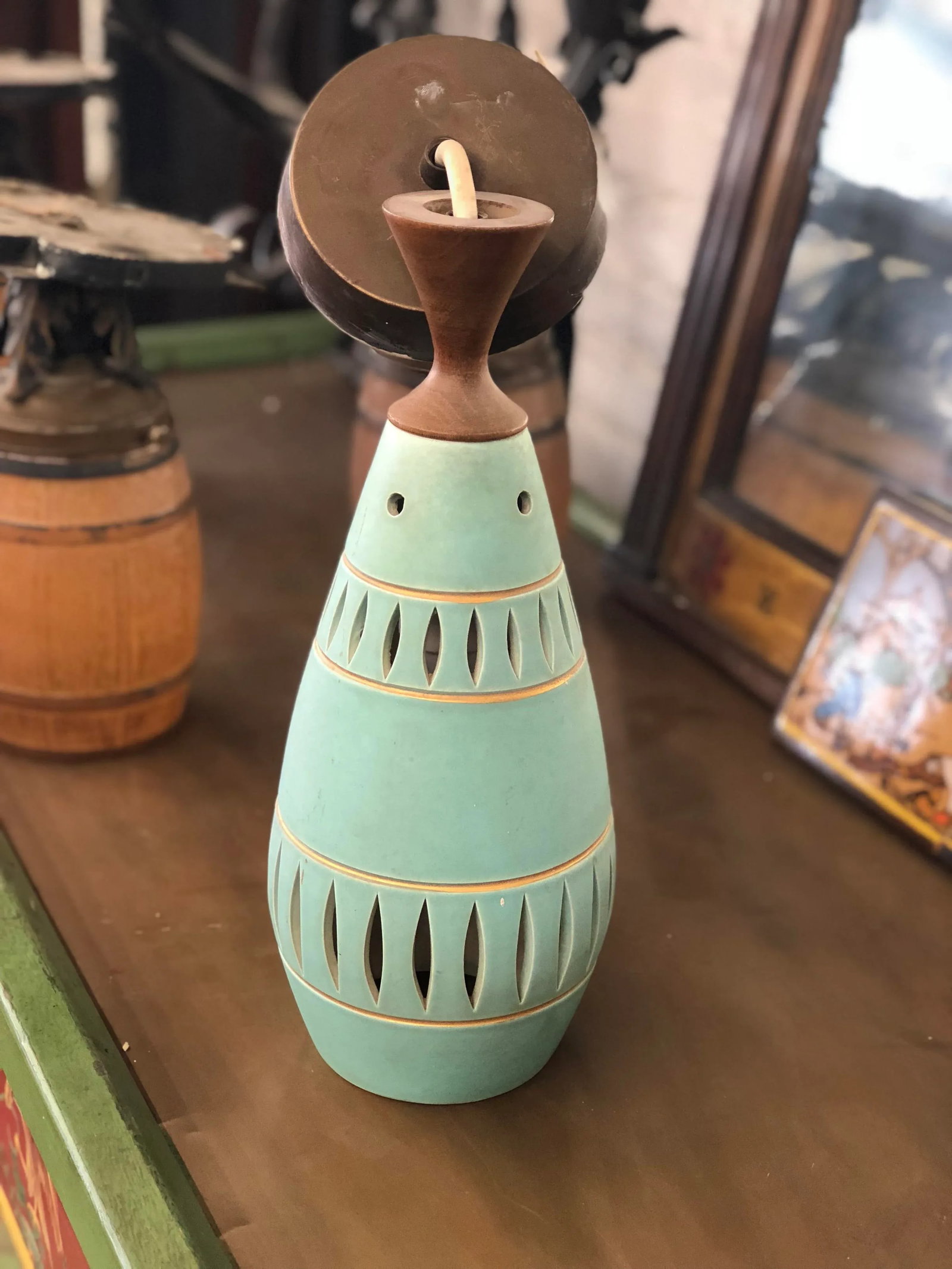 Retro Mid-Century Ceramic Pendant Light - 7
