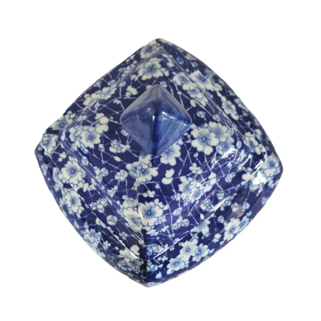 Blue and White Chinoiserie Earthenware Jar With Lid - 4