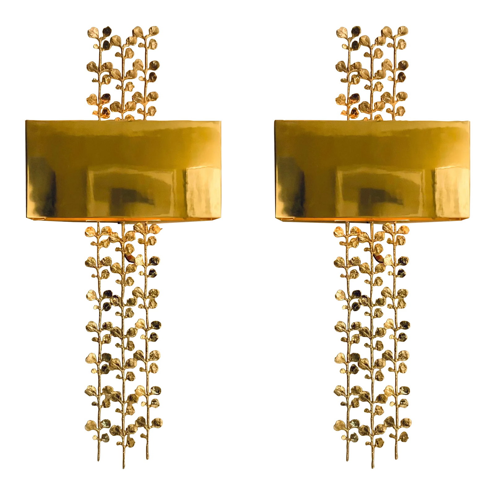 Global Views Modern Brass Bauhinia Sconces Pair: Original Retail $2874, stylish Global Views Modern Brass Bauhinia Sconces Pair, showroom floor sample Condition: Imperfections: Some Imperfections Condition Notes: Showroom floor samples, not brand