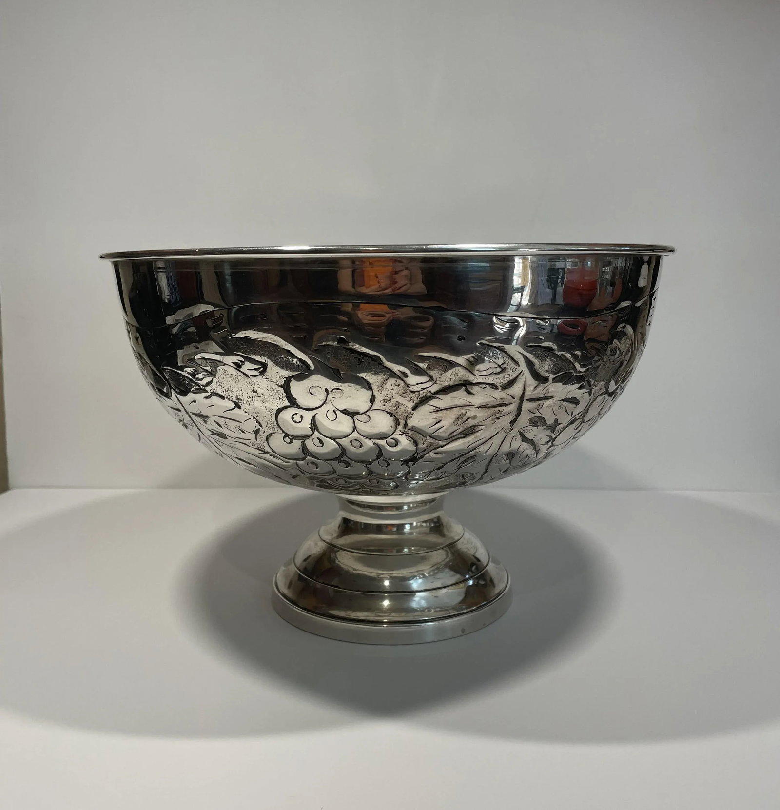 Vintage Artisanal Silver Urn - 4