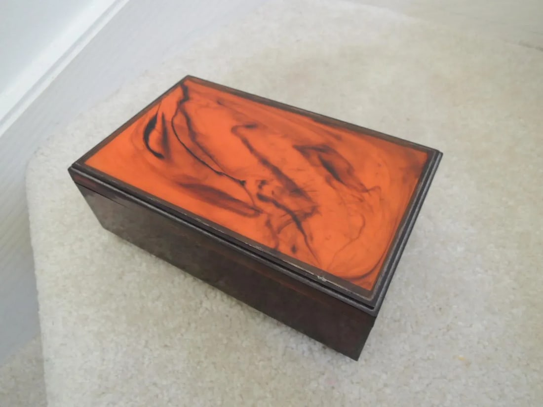 1960s Vintage Jewelry Box with Marbled Lid Hinged Compartment + 2 Mirrors - 11