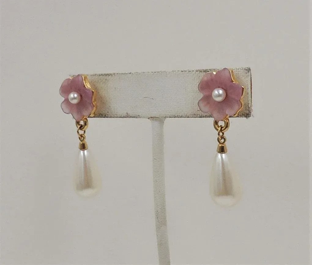 Vintage Circa 1990 Napier Resin Flowers & Faux-Pearl Pierced Earrings - 2 Pieces - 4