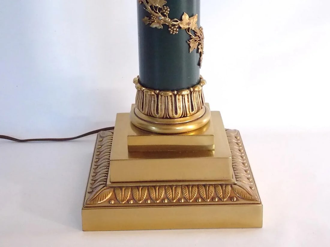 1960s Regency Brass Ivy Lamp - 5