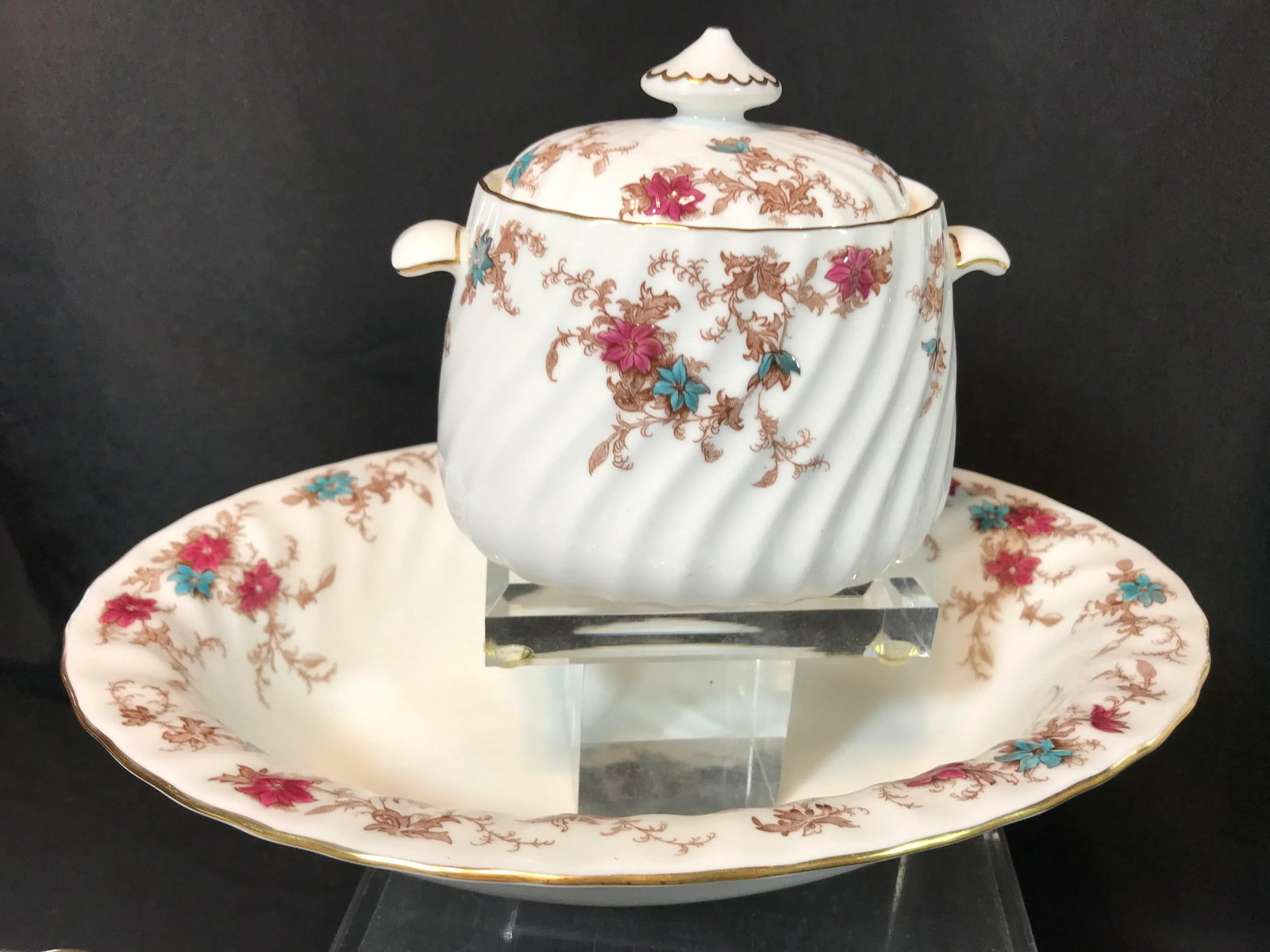 1950s Minton Ancestral Bone China Wreath Backstrap, 46 Pieces - 3