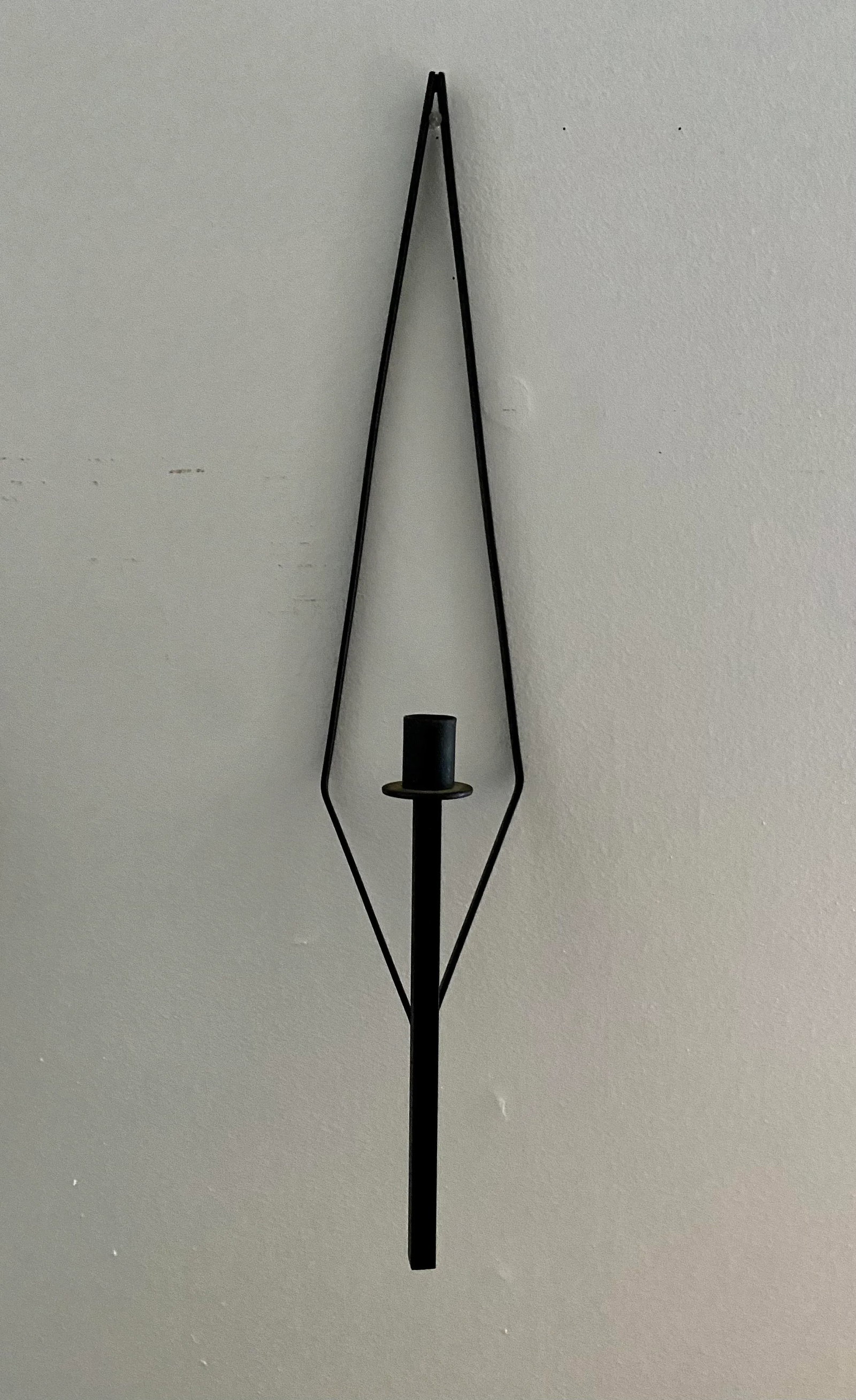 Pair of Mid-Century Sculptural Wrought Iron Sconces Styled After Paul McCobb - 5