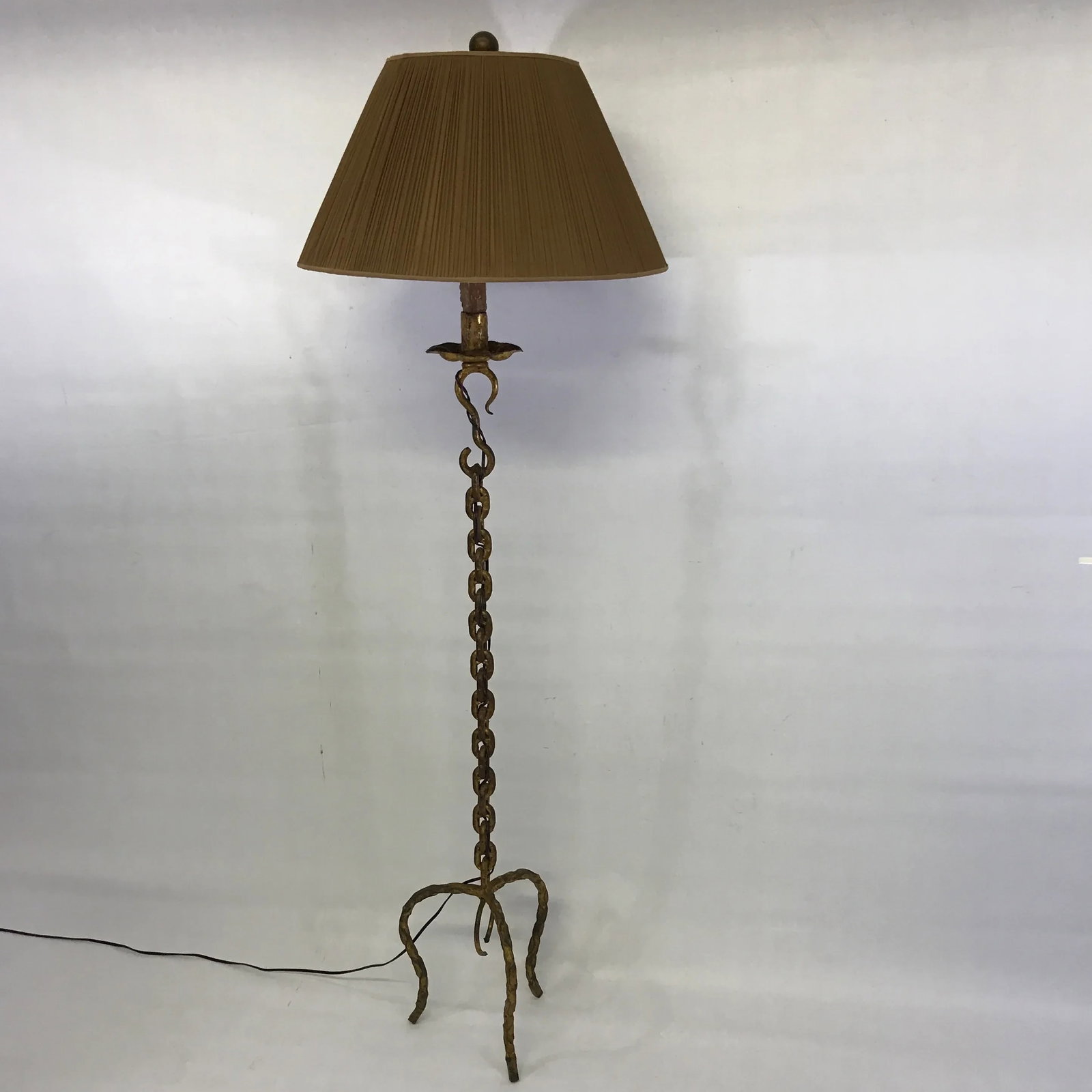 Gold Chain Metal Floor Lamp - 11