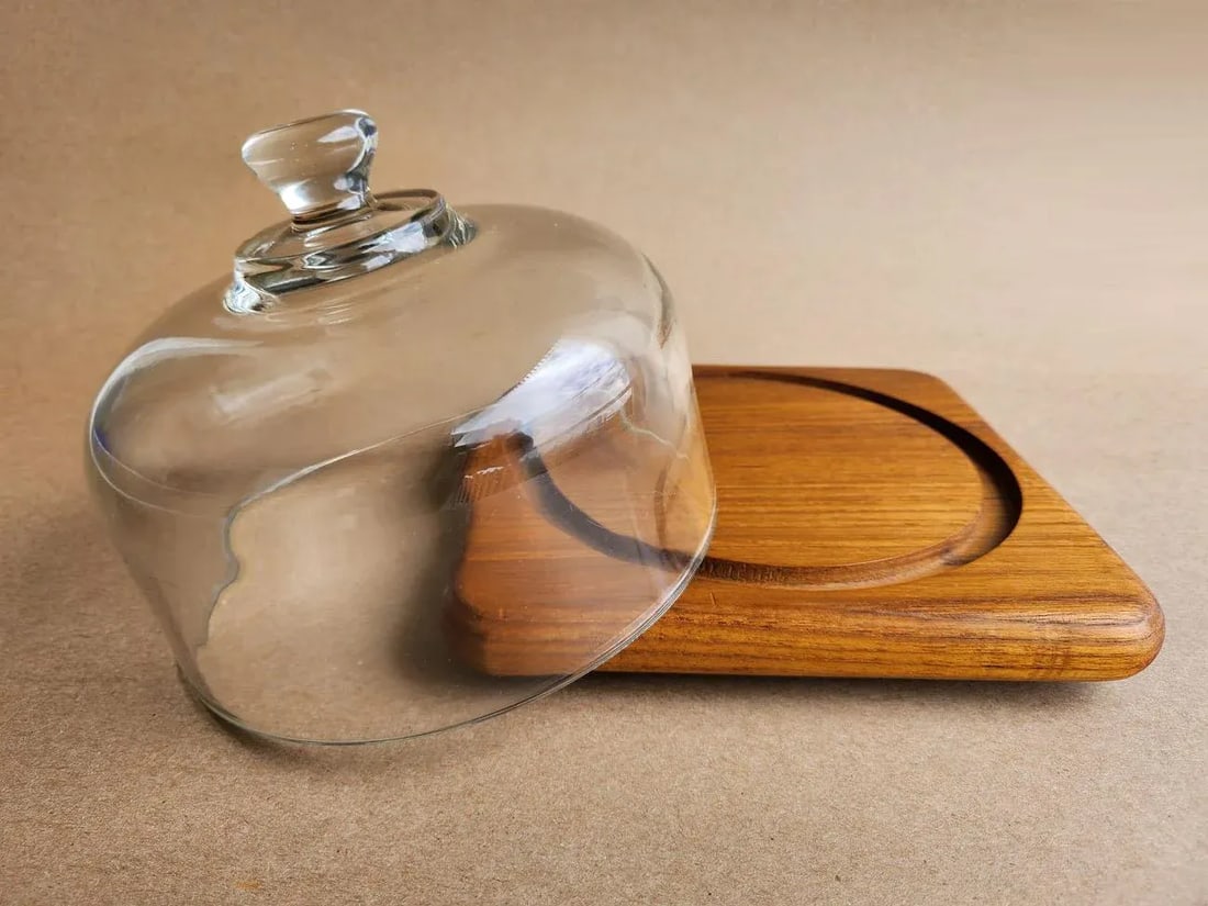1970s Square Teak Wood Charcuterie Board With Glass Cloche - 7
