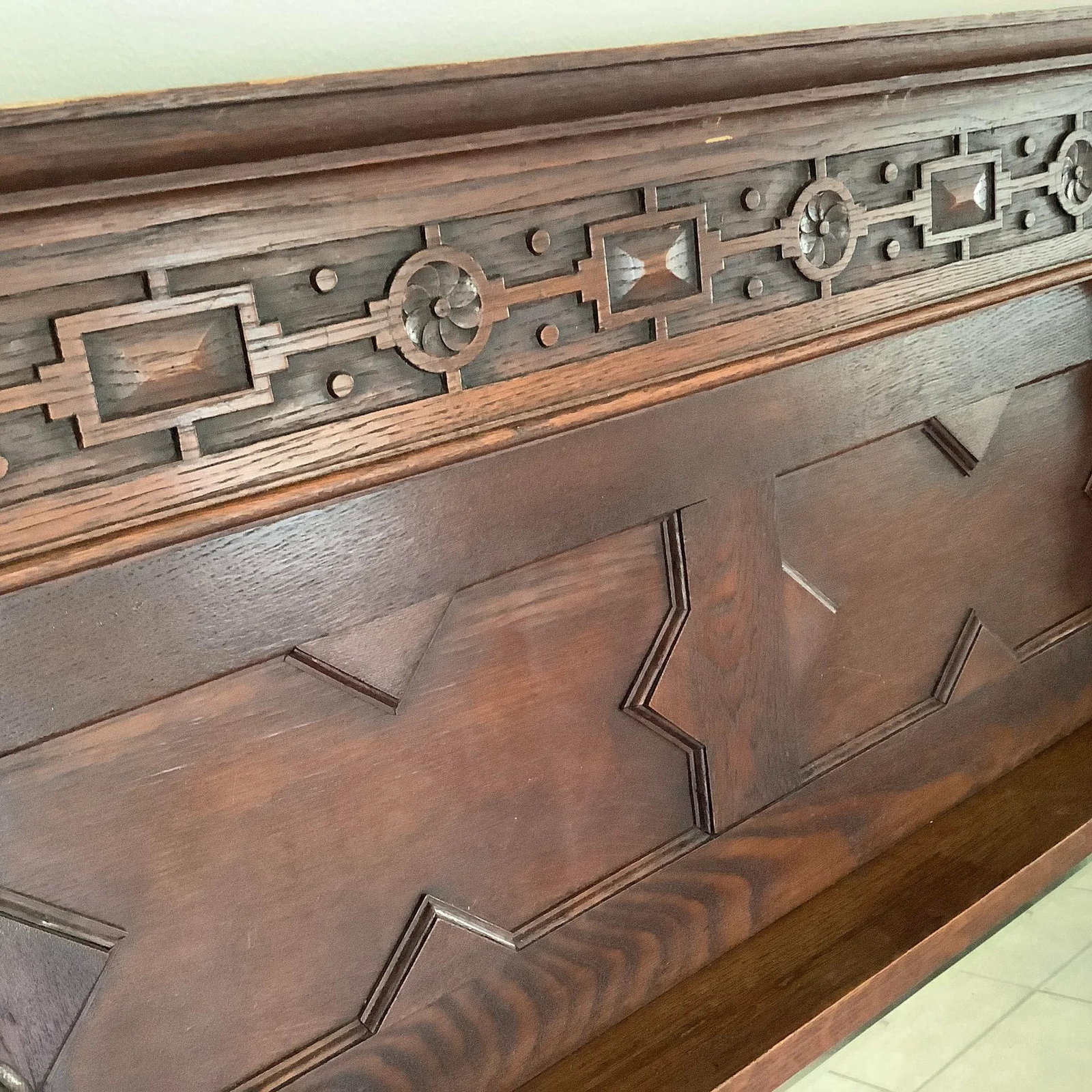 Late 19th Century Victorian Foyer Mirror - 12