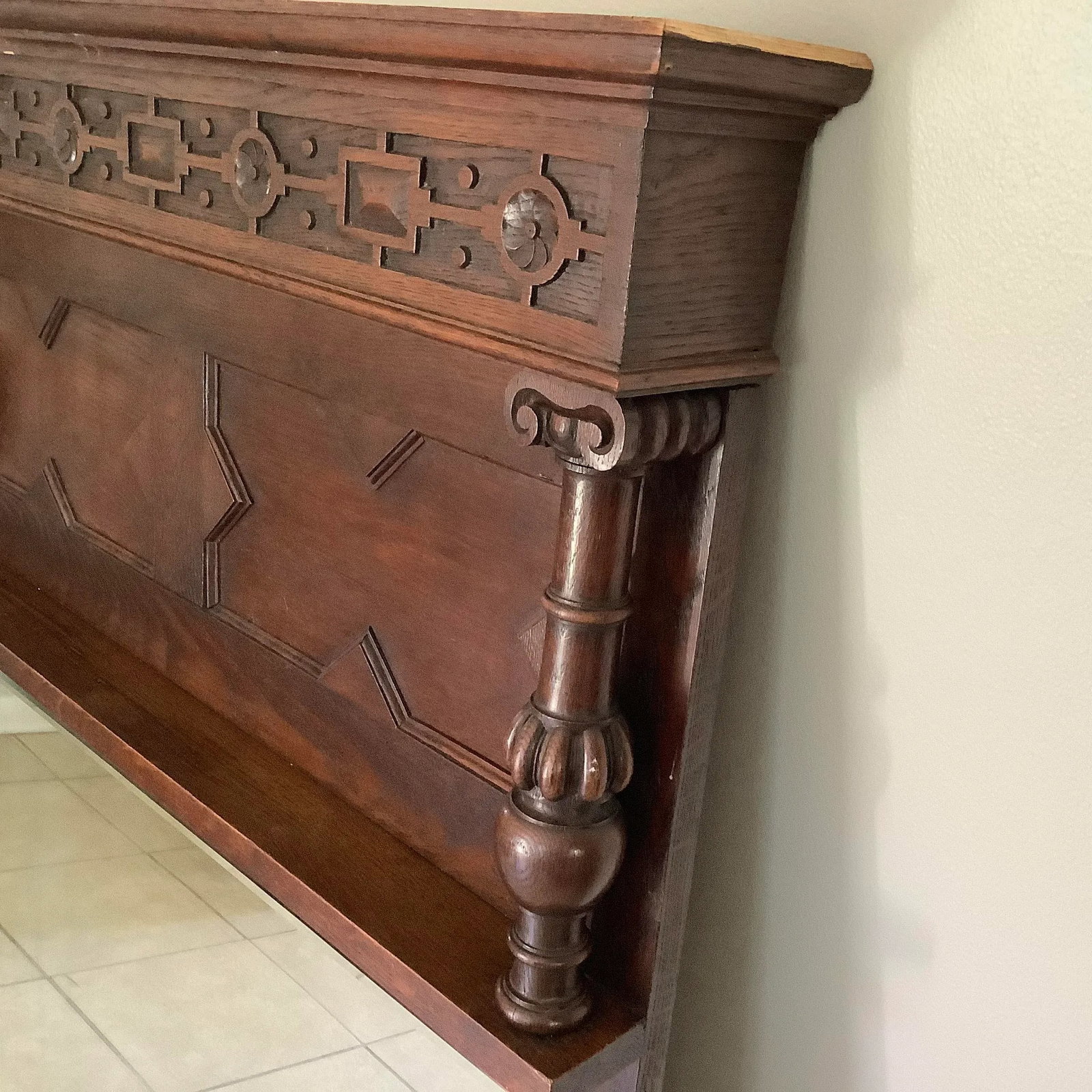 Late 19th Century Victorian Foyer Mirror - 9