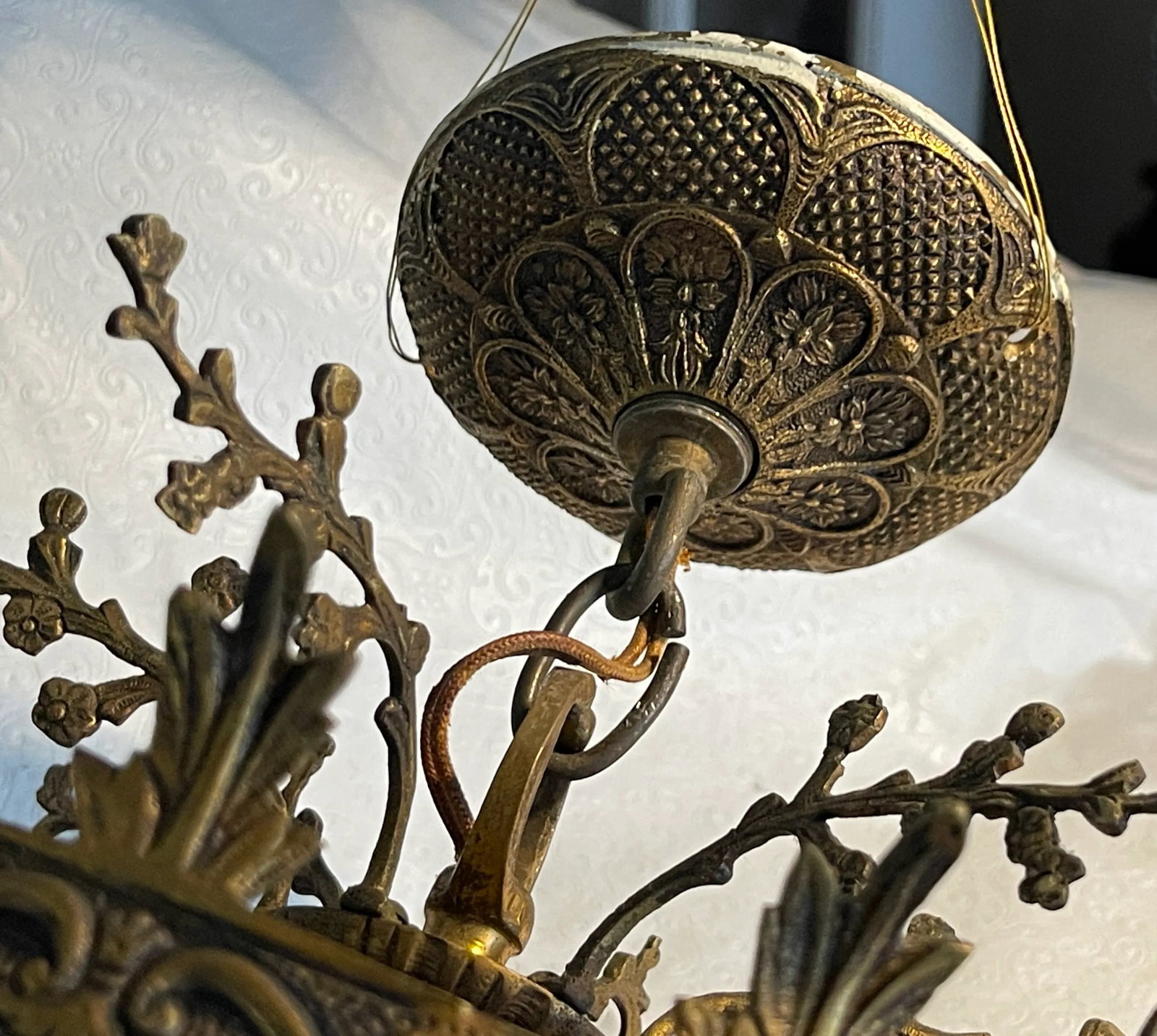 Vintage Cast Brass and Crystal Basket Chandelier With 3 Lights - 5