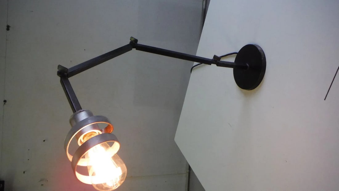 Crane Spirale Desk Lamp - 3