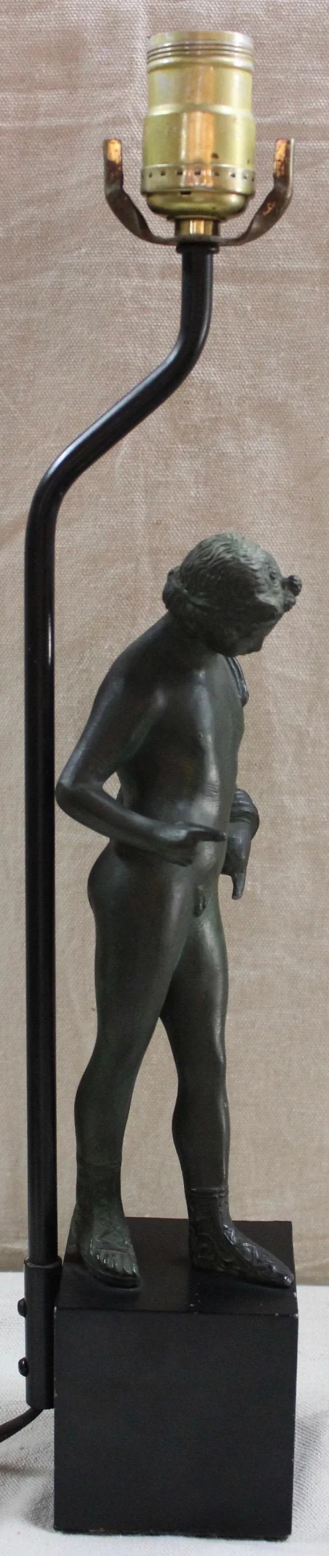 Neoclassical Narcissus Bronze Lamp - 3