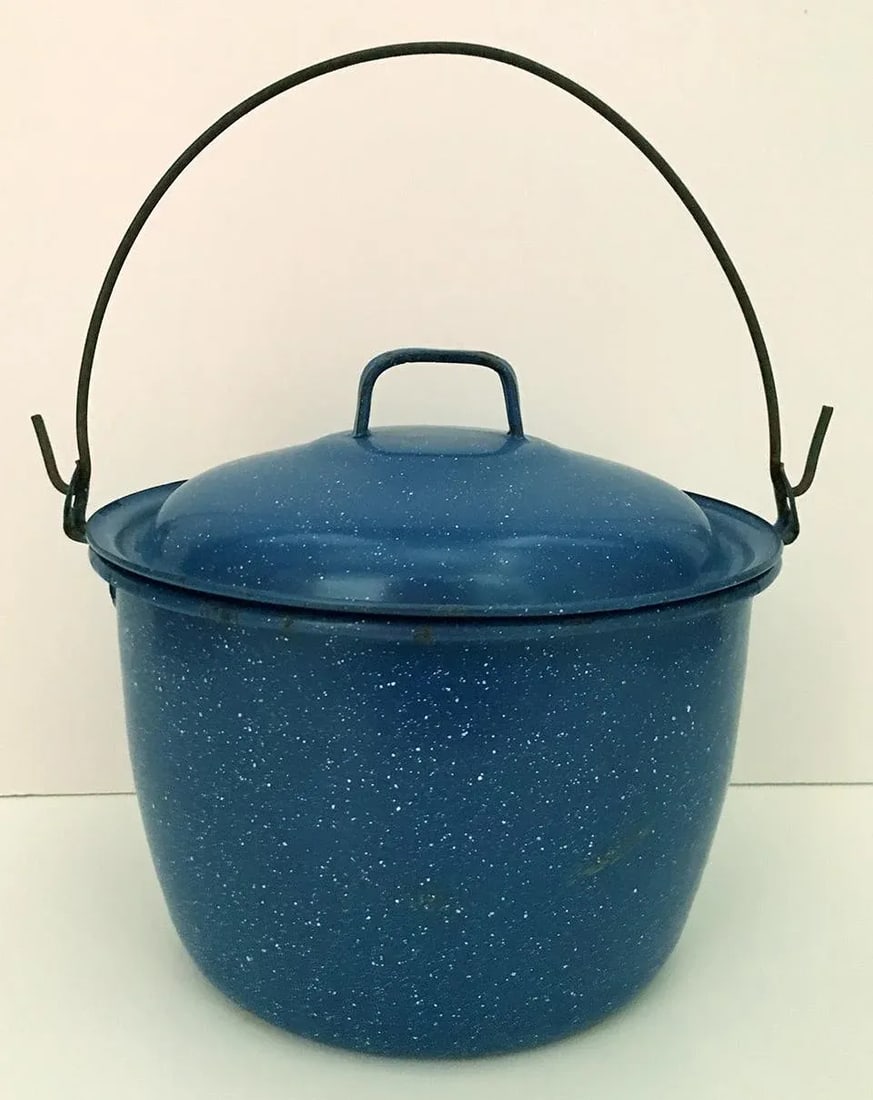 1950s Vintage Blue Enamelware Pot - 4