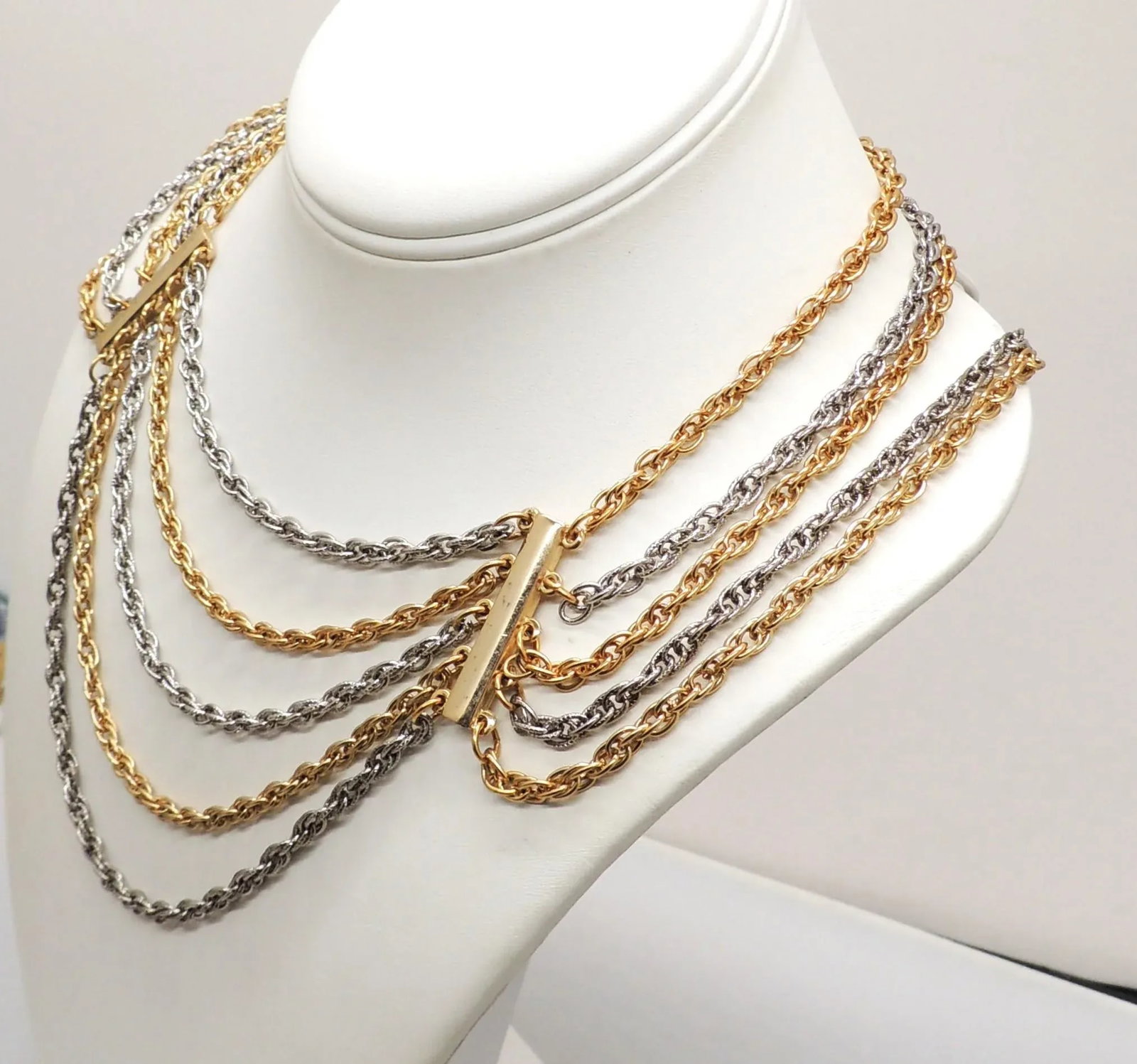 Vintage 1970s Signed Napier Goldtone & Rhodium Plated Festoon Necklace - 5