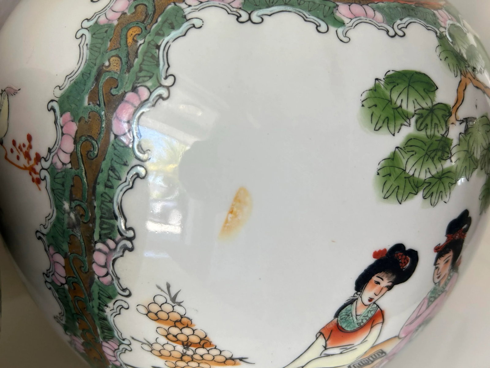 Pair of Vintage Famille Rose Lidded Ginger Jars - 11