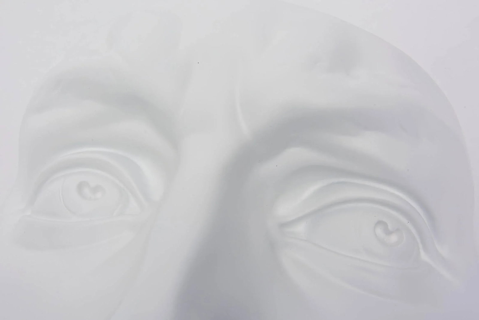 Vintage 1960's White Resin and Plaster Face Wall Sculpture - 6