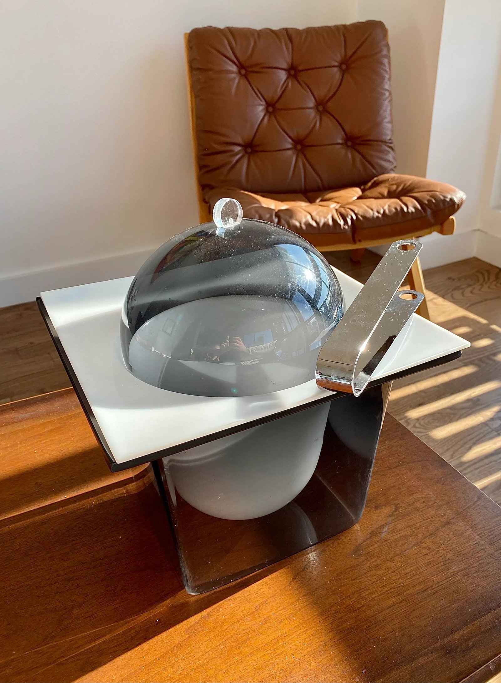 1970s Space Age Lucite Ice Bucket - 2