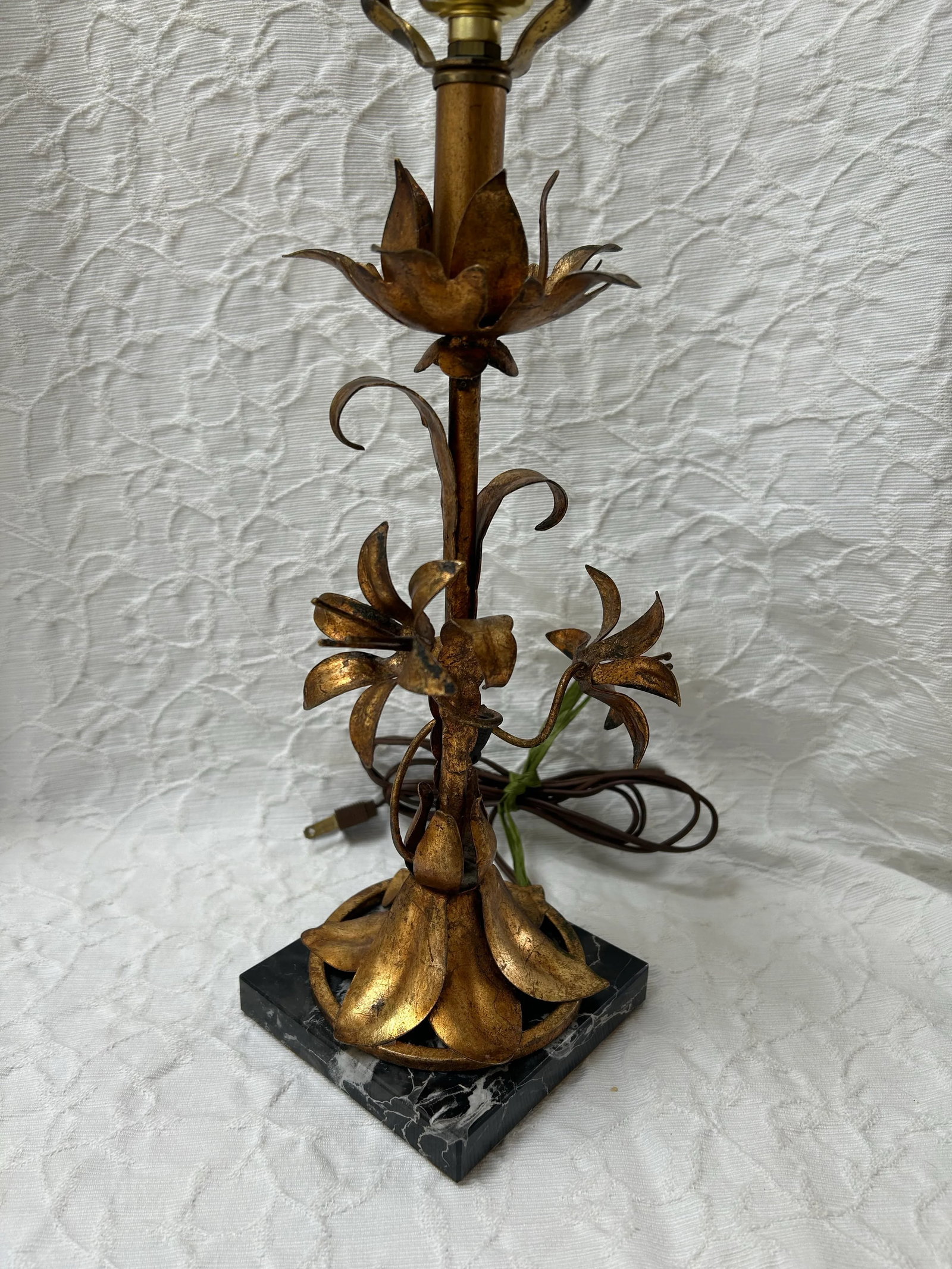 Italian Gilt Tole Table Lamp Mid Century - 4