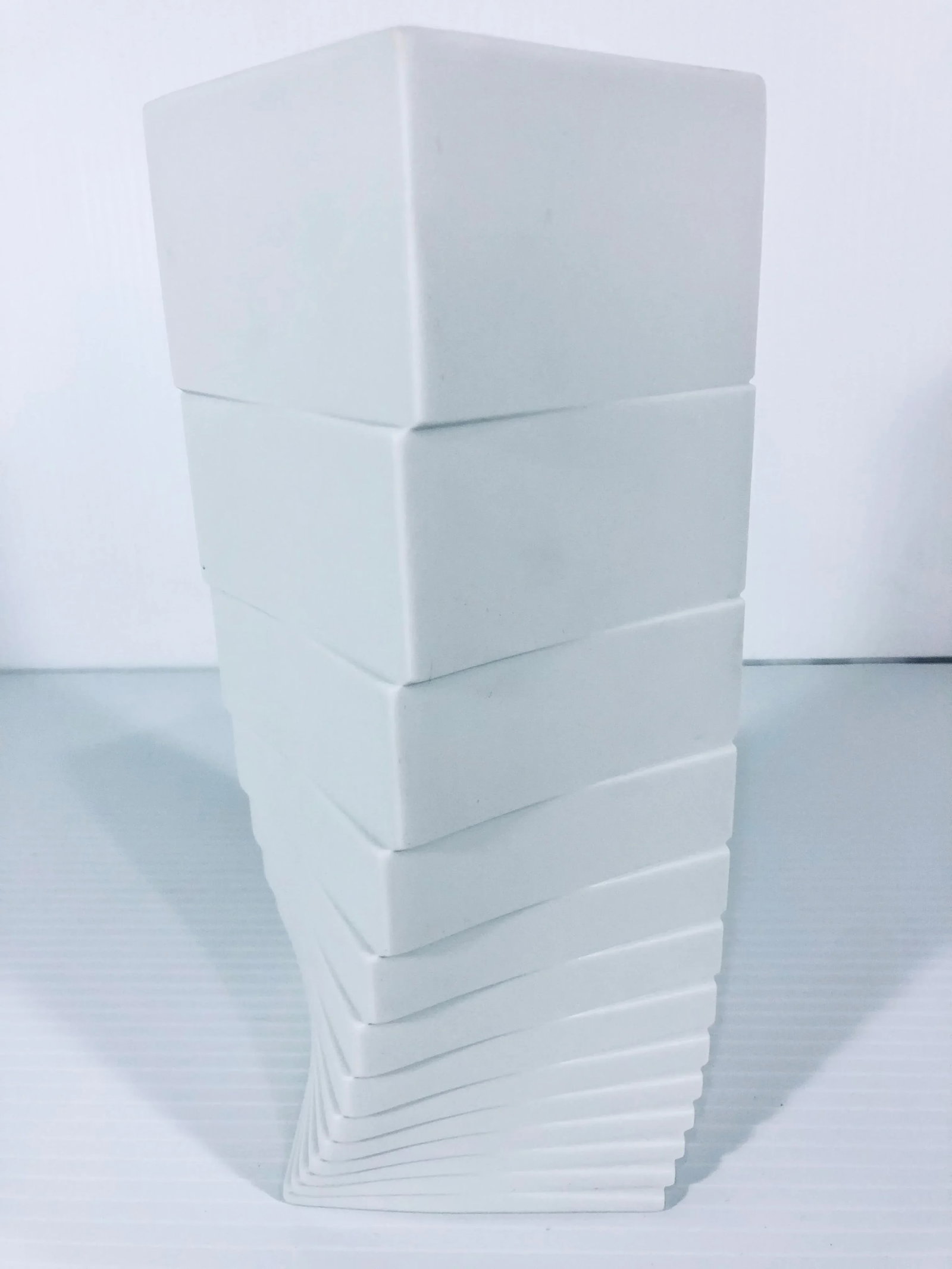 Rosenthal Studio-Linie Matte White Porcelain Vase by Christa Hausler-Goltz - 2