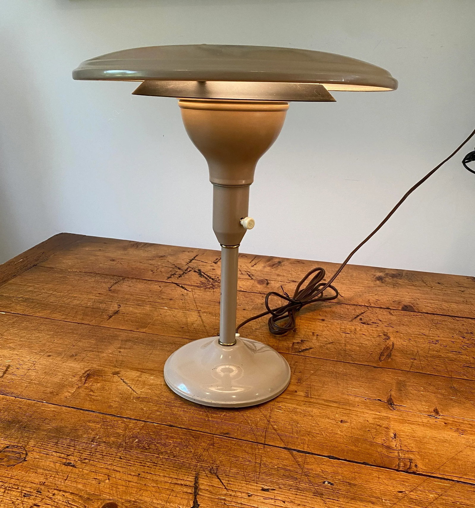 Mid 20th Century M. G. Wheeler Saucer Sight Light - 2