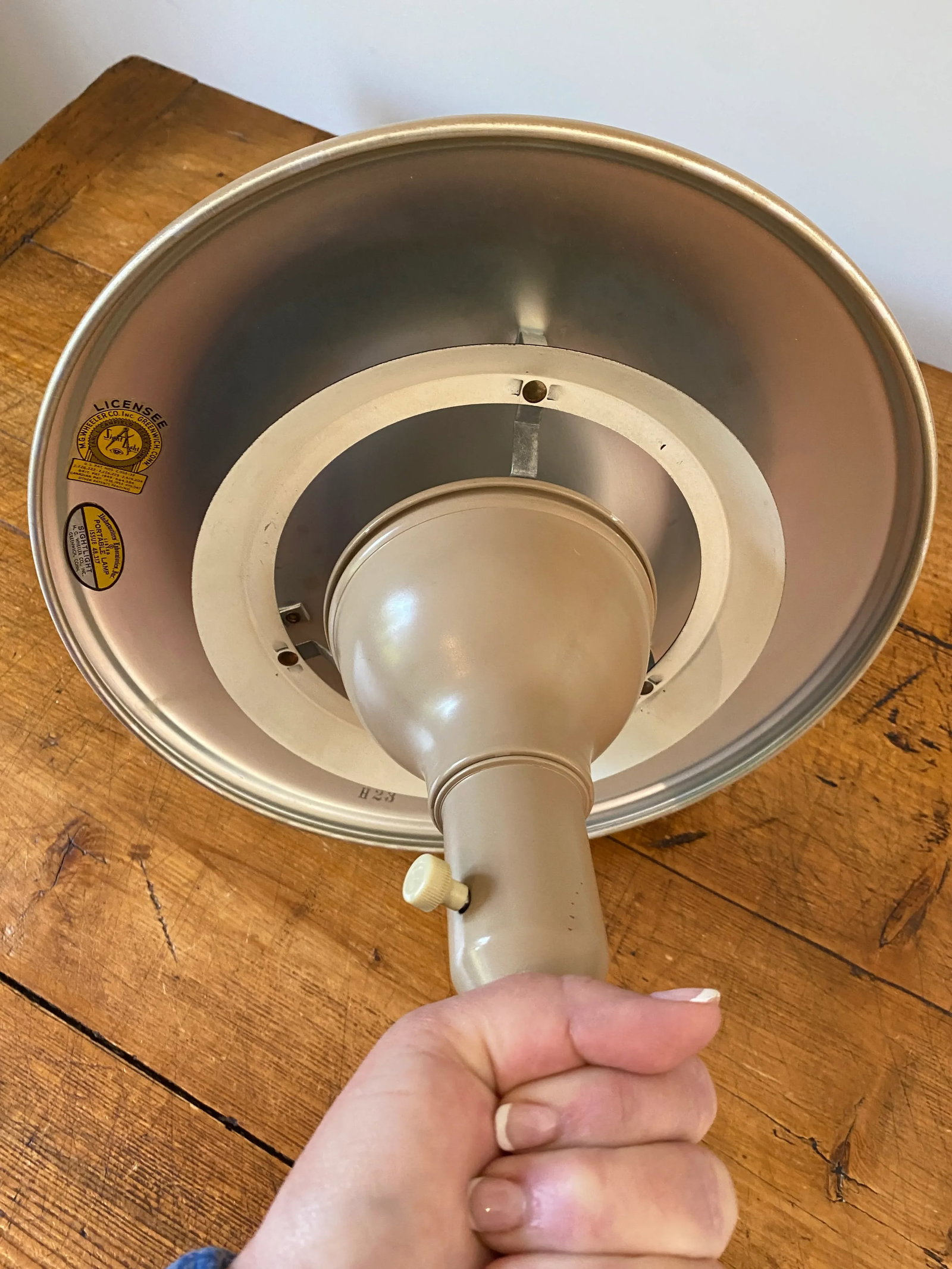 Mid 20th Century M. G. Wheeler Saucer Sight Light - 4