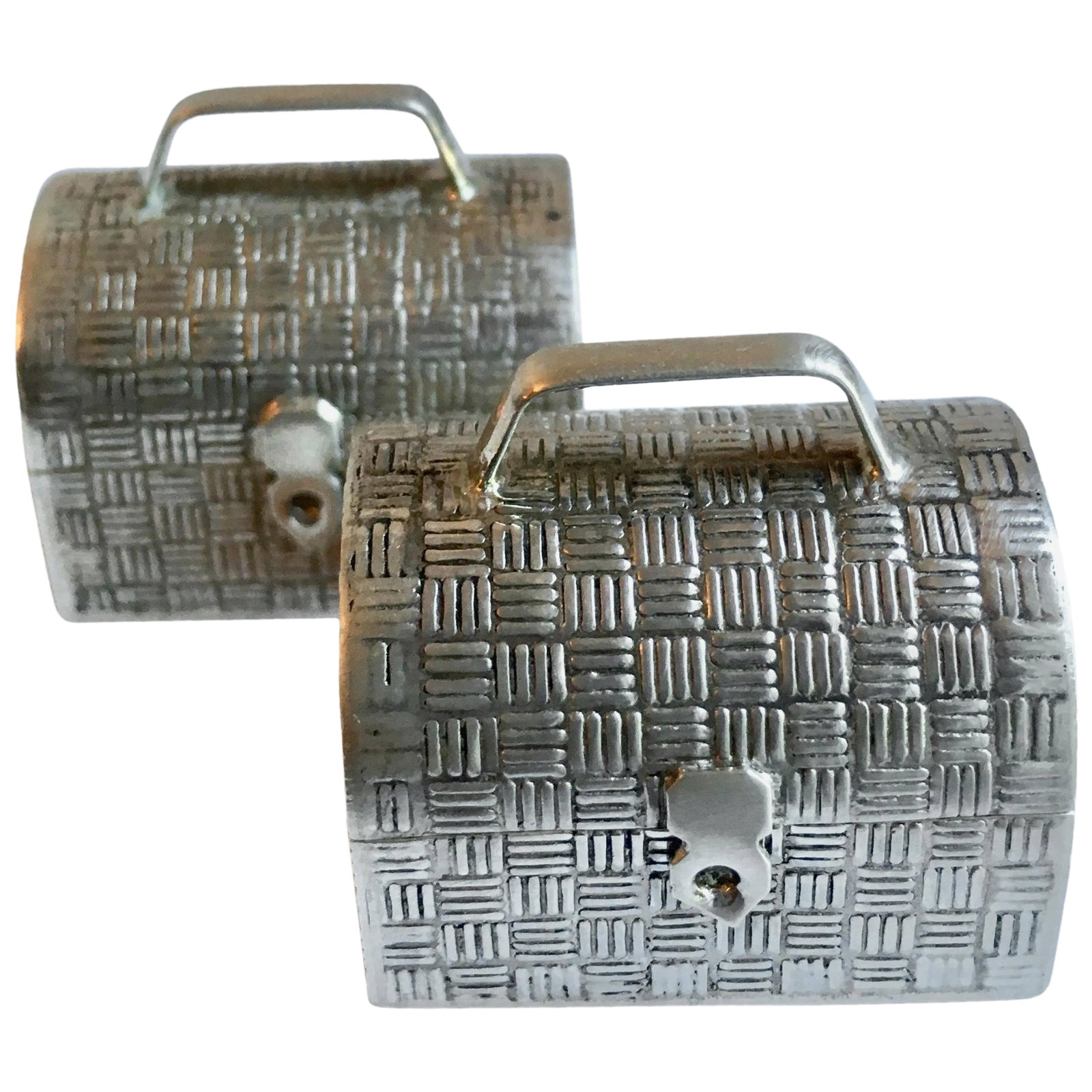 One Sterling Silver Snuff Pill Boxes: Only One Available - sterling silver "Basket Weave" pill boxe, Marked 925 and, if nothing else, adorable - store your drugs, 420 or secrets! Condition: Alterations: Original Condition Unaltered