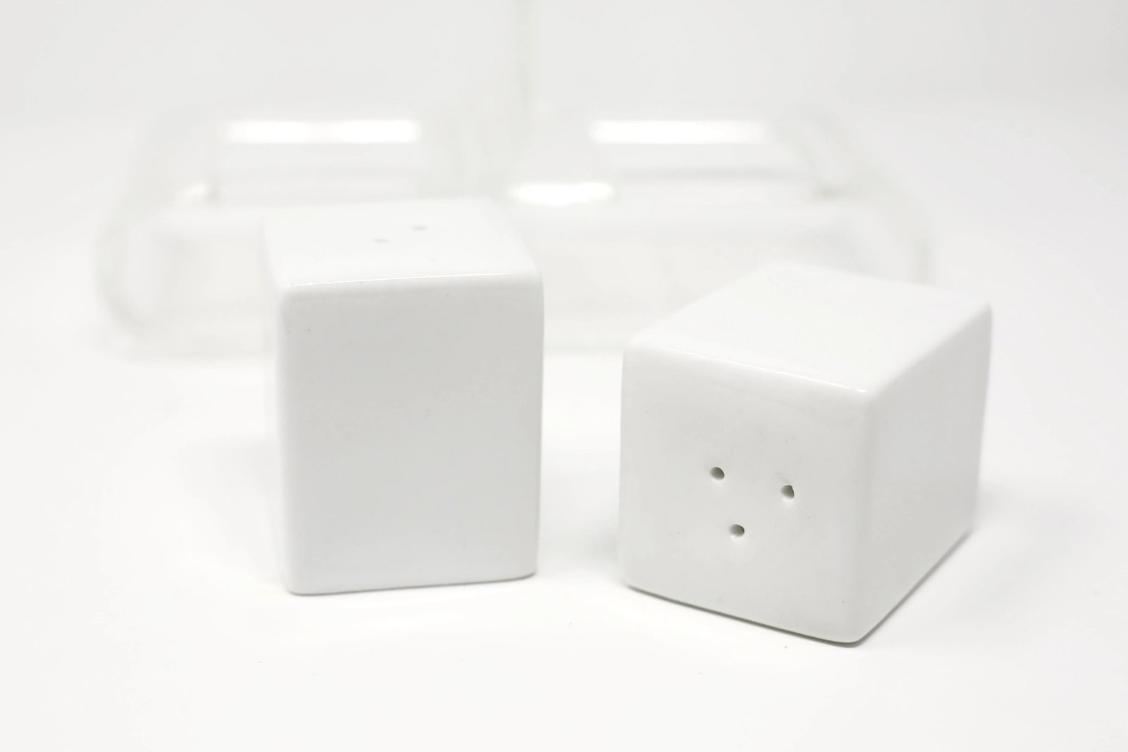 Ceramic Salt and Pepper Shakers With Lucite Holder - Set of 3 - 4