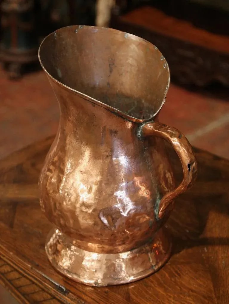 18th Century French Polished Copper Decorative Coal Bucket or Umbrella Stand - 6