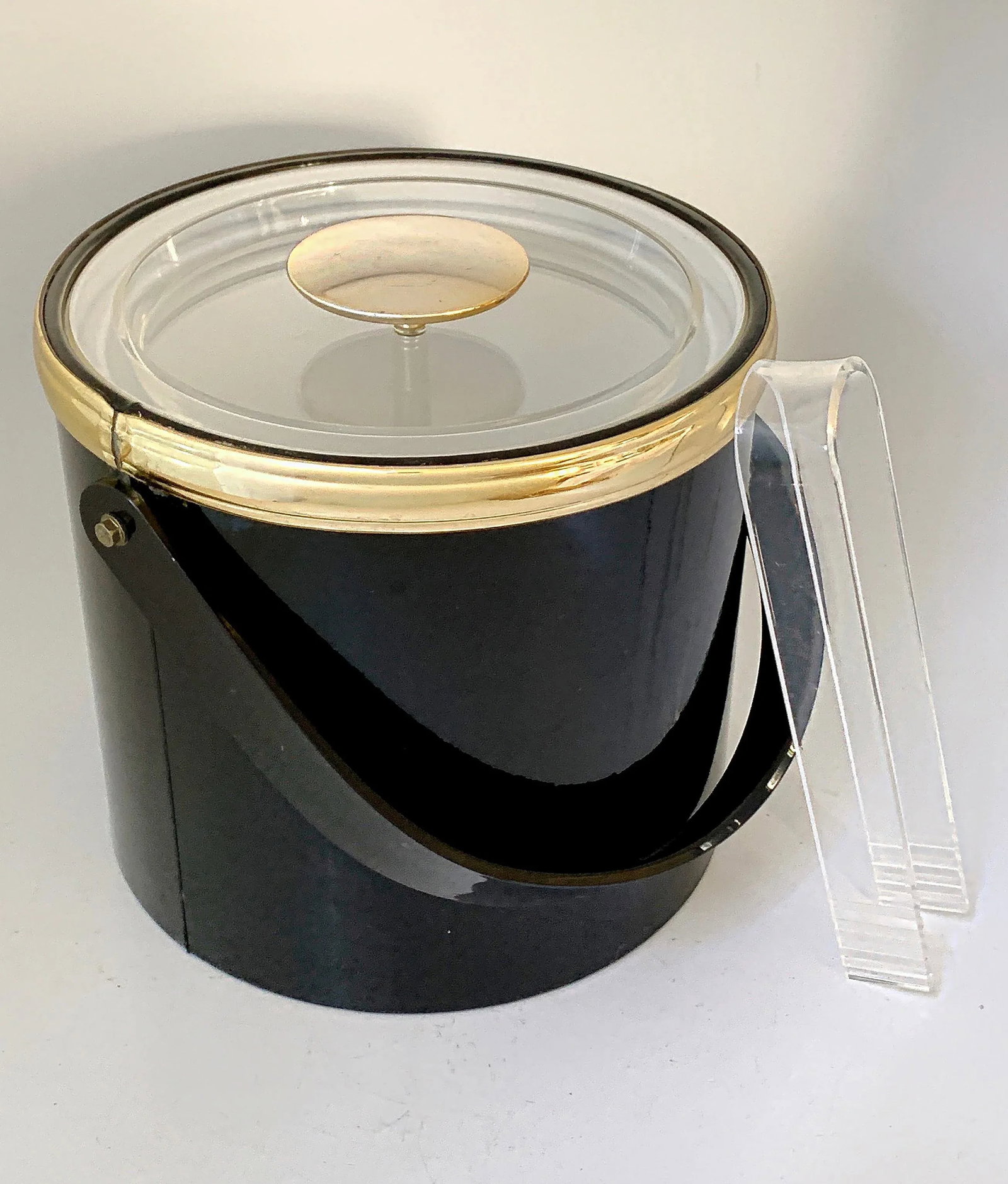 Mid Century Georges Briard Glossy Black Vinyl and Lucite Ice Bucket With Tongs - 11