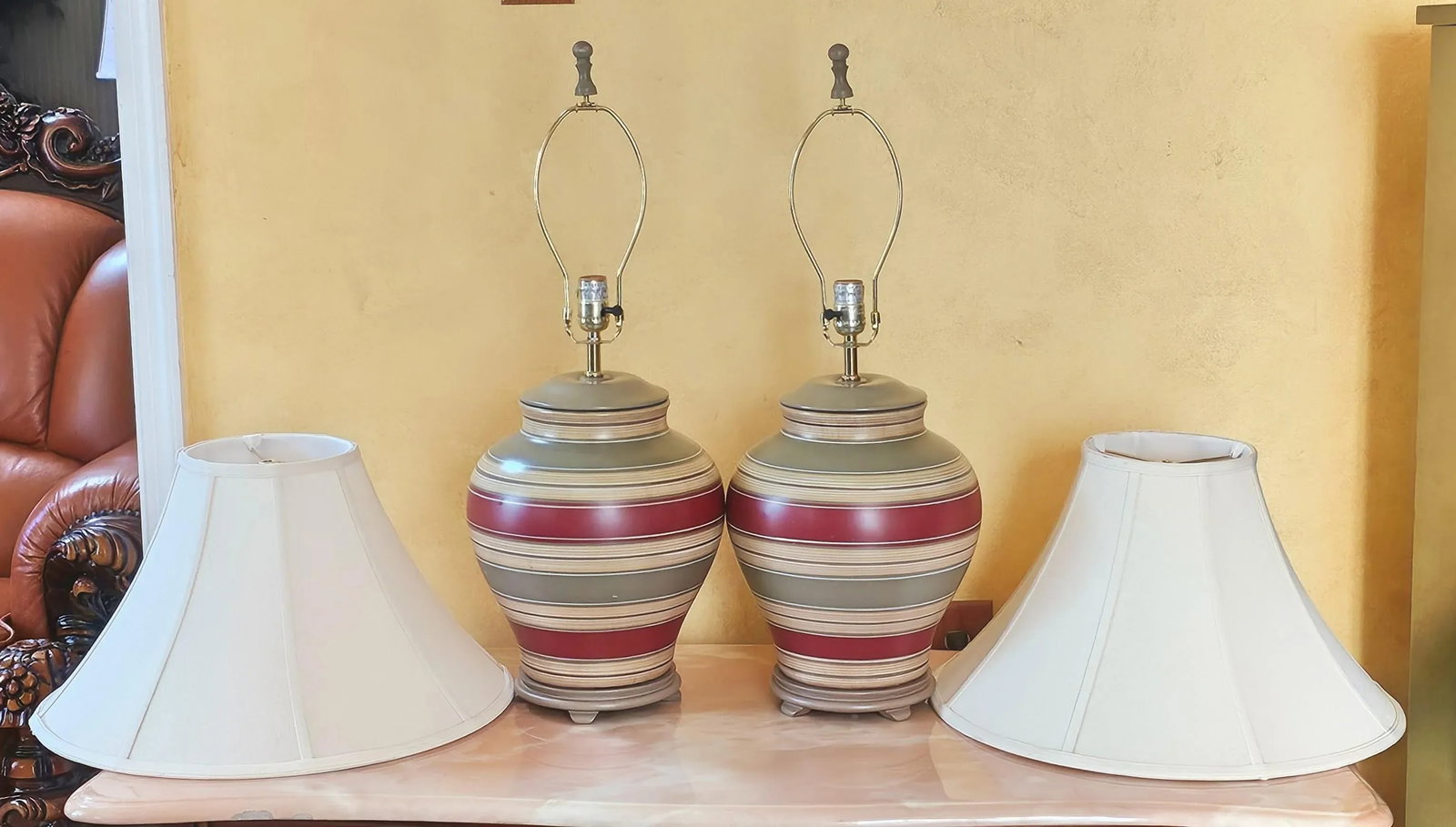 Mid-Century Ceramic Hand Painted Table Lamps With Shades in Lava Gray, Burgundy and Beige- a Pair - 5