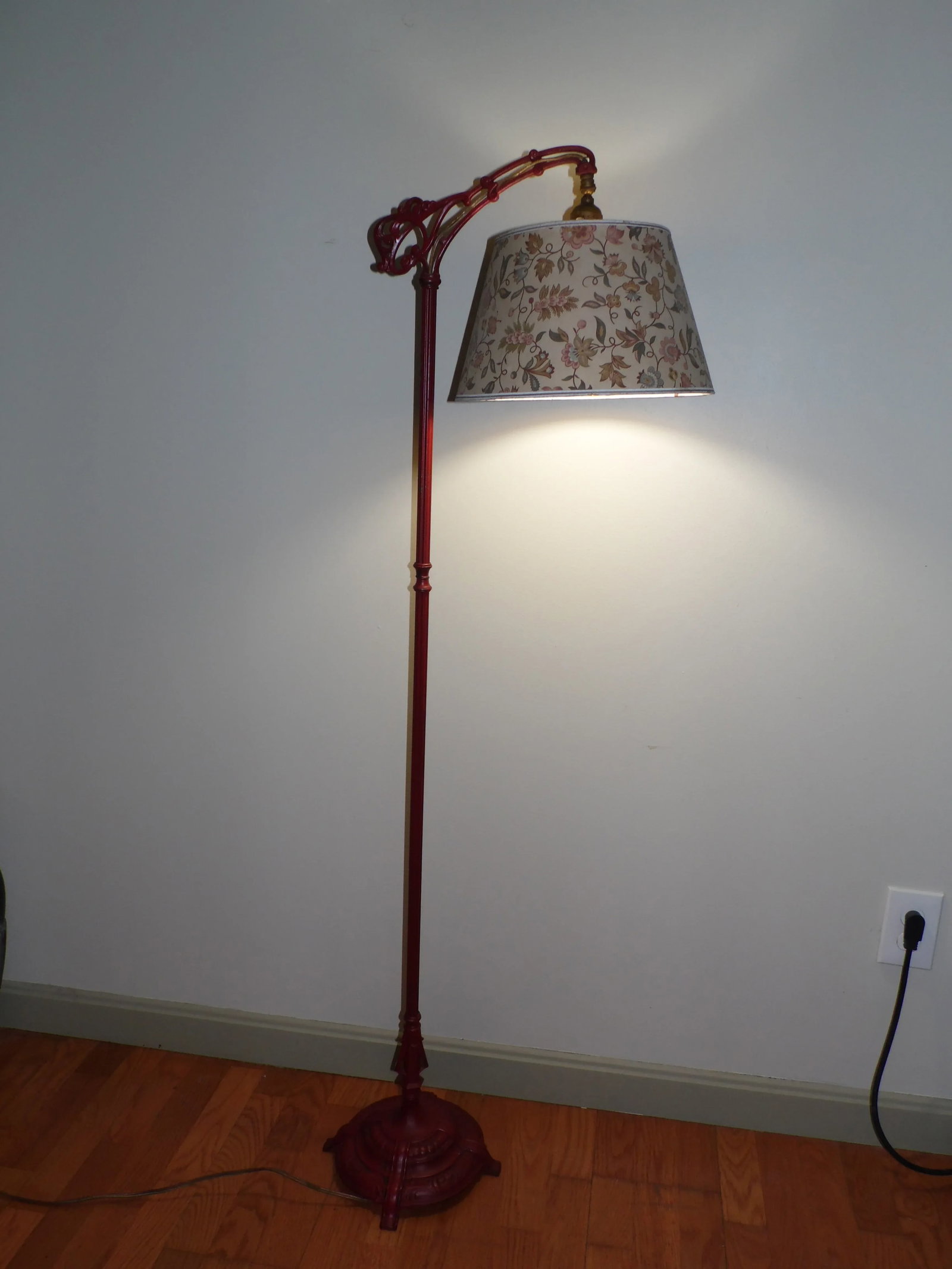 Antique Art Nouveau Cast Iron Bridge Floor Lamp Red Arched Light With Shade - 2