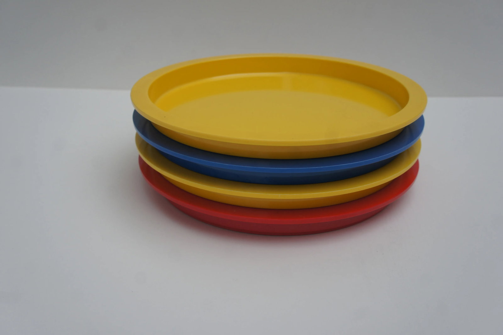 1970s Mid Century Modern Gunnar Cyren for Dansk Primary Color Stacking Dinner Plates - Set of 4 - 2