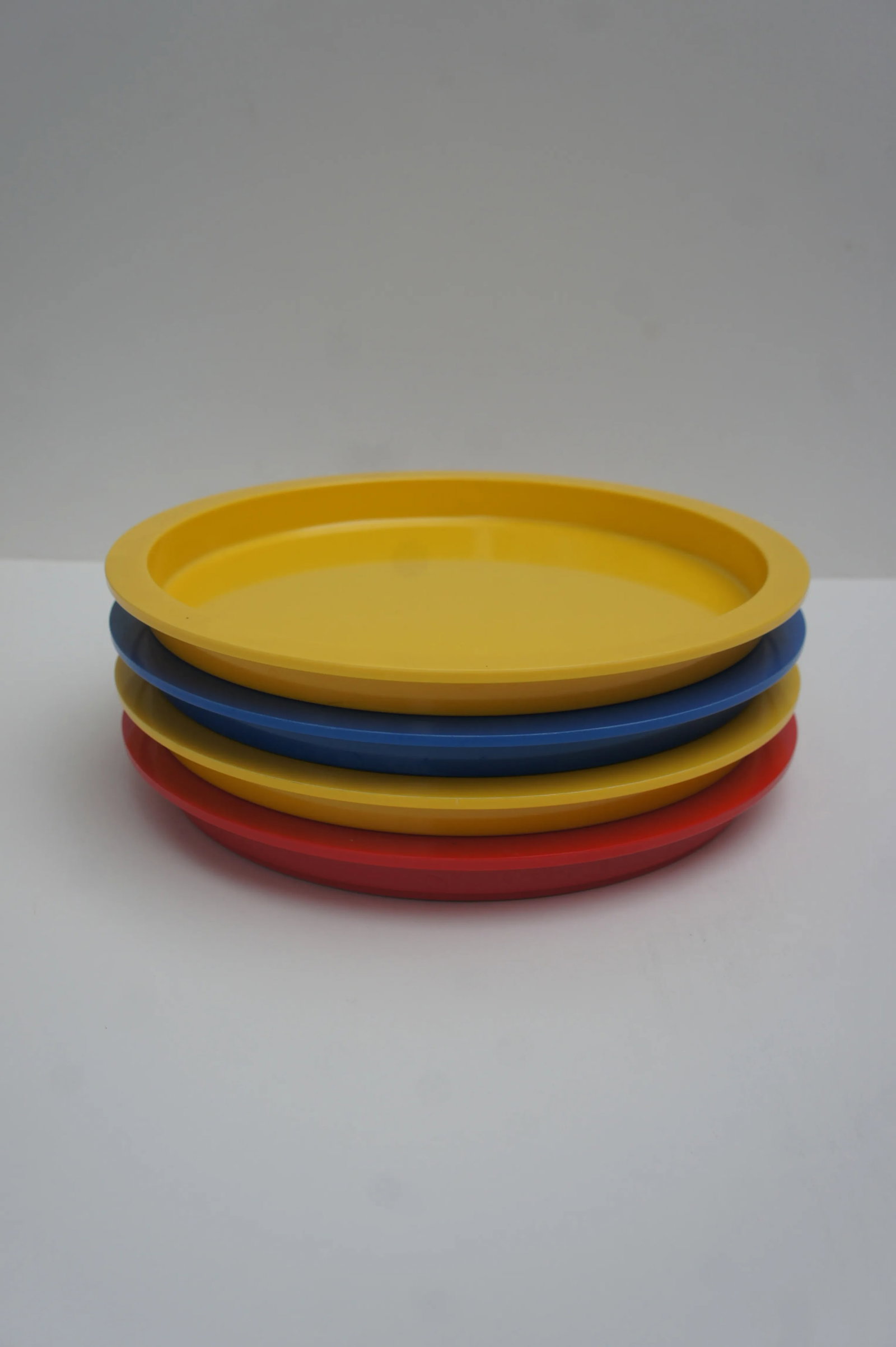 1970s Mid Century Modern Gunnar Cyren for Dansk Primary Color Stacking Dinner Plates - Set of 4 - 5