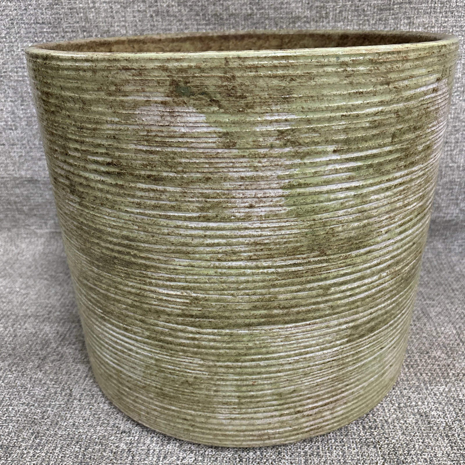 1970s Gainey Ceramic Planter - 2