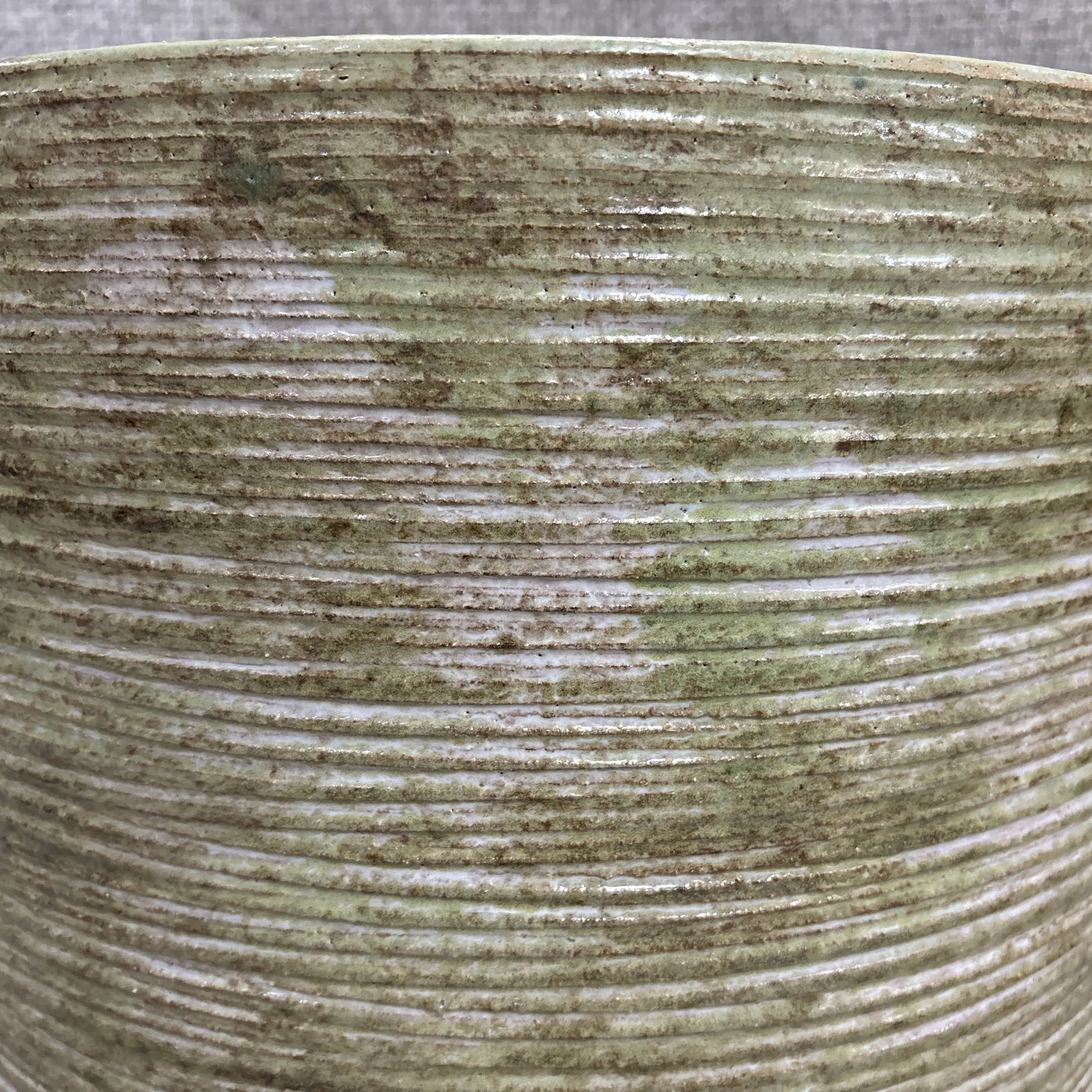 1970s Gainey Ceramic Planter - 3